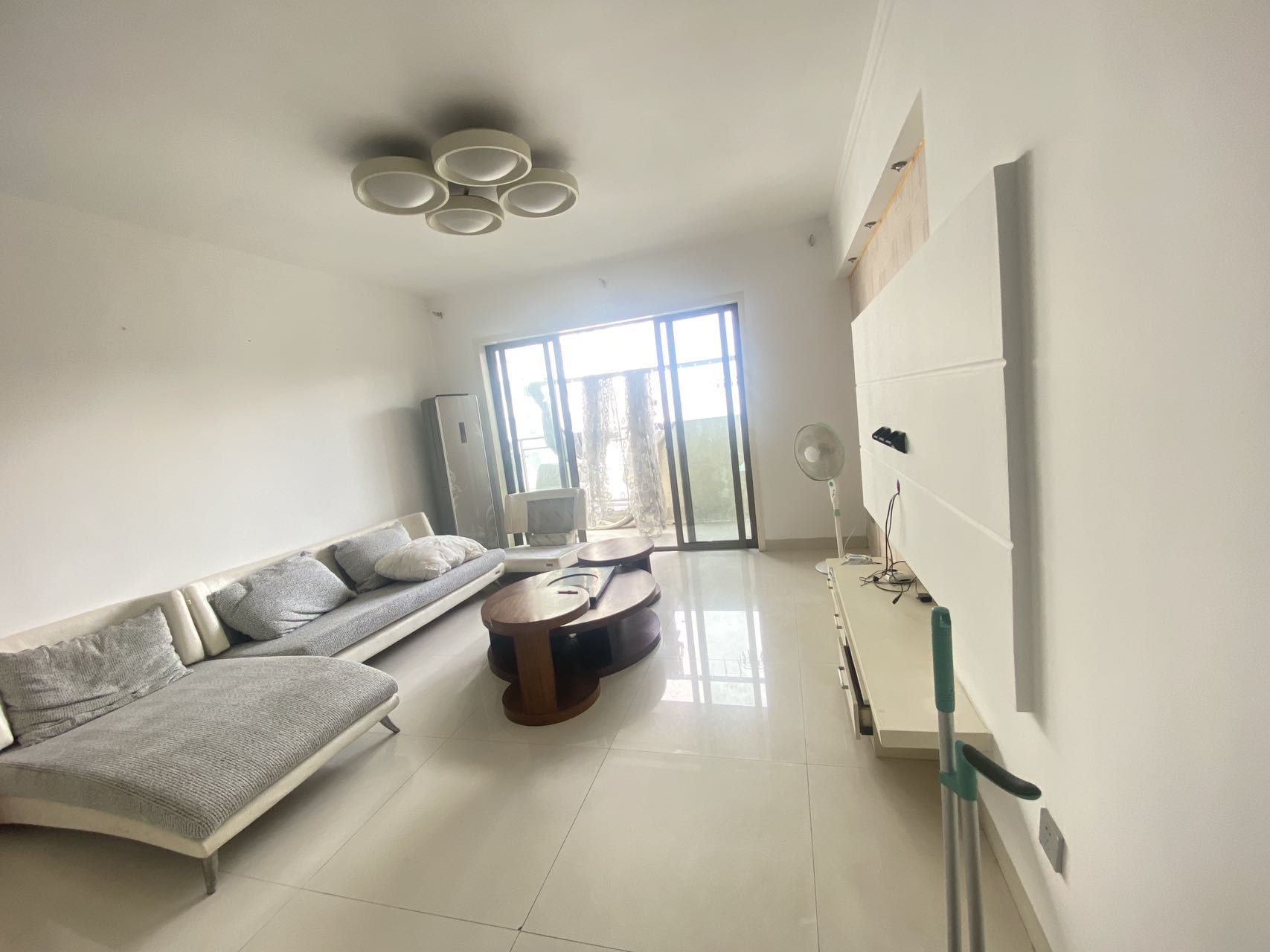 时尚新天地(平和堂) 3室2厅1卫 75.00万 时尚新天地(平和堂) 3室2厅1卫 75.00万室内图