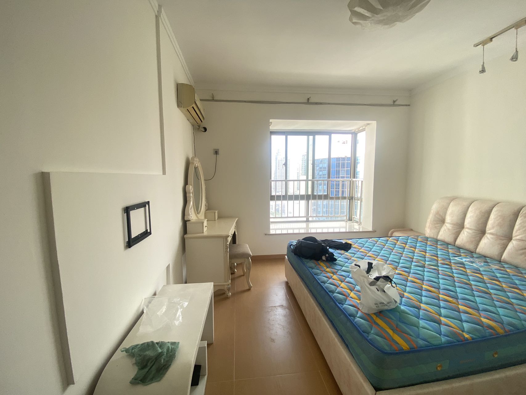 时尚新天地(平和堂) 3室2厅1卫 75.00万 时尚新天地(平和堂) 3室2厅1卫 75.00万室内图