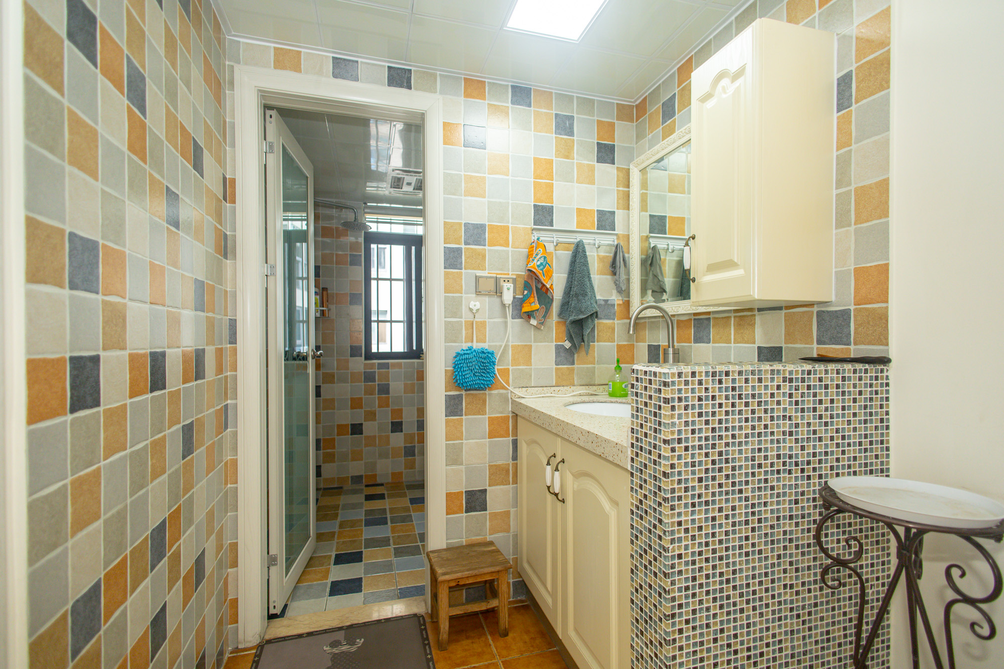 星电恬园 4室2厅2卫 106.0万 星电恬园 4室2厅2卫 106.0万卫生间