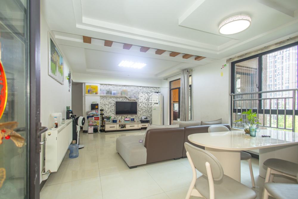 华润凤凰城一期 3室2厅2卫 85.8万