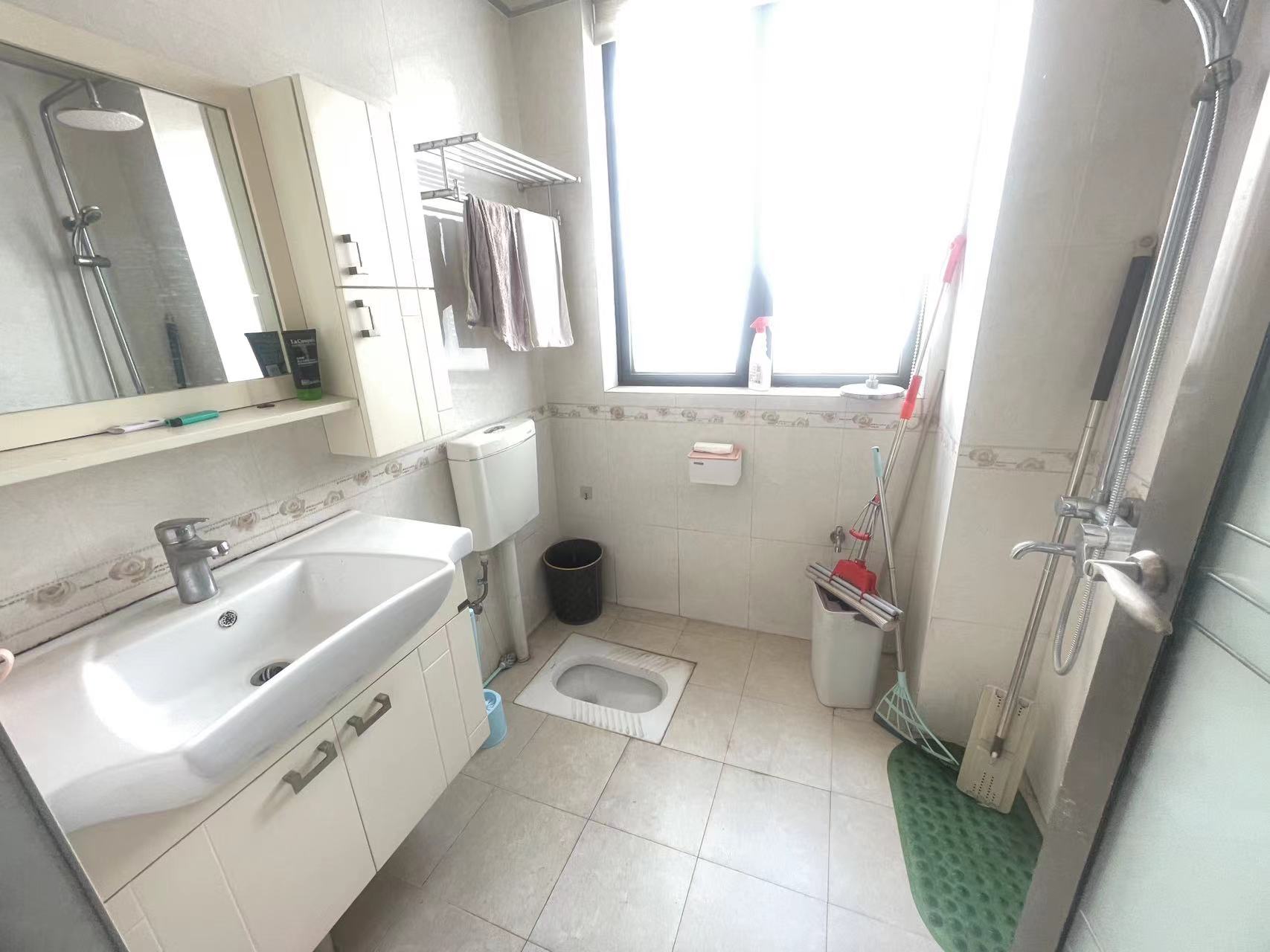 曼哈顿花园 3室2厅2卫 64.8万 曼哈顿花园 3室2厅2卫 64.8万室内图