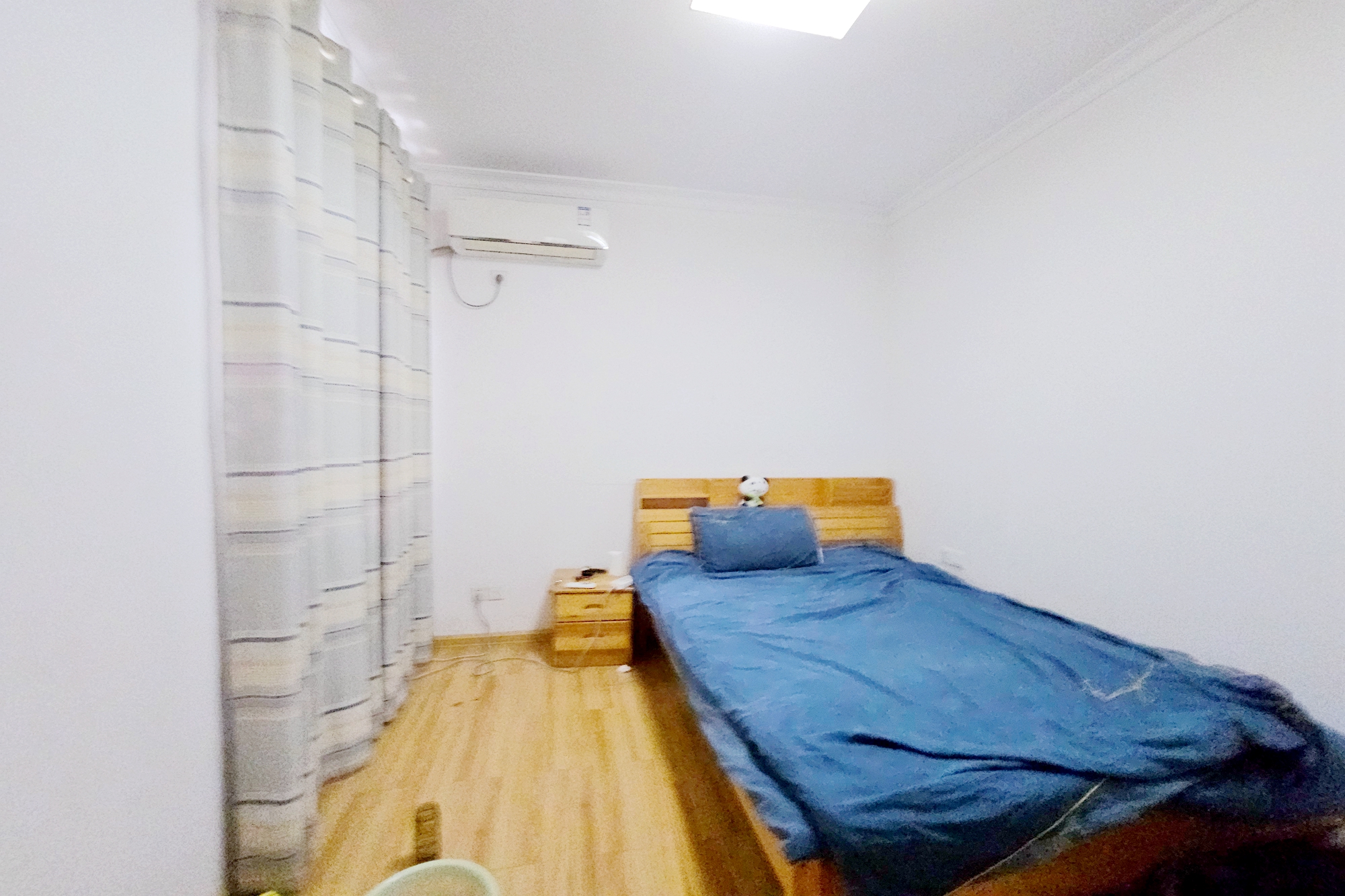 新华都万家城 3室2厅1卫 73.8万 新华都万家城 3室2厅1卫 73.8万卧室