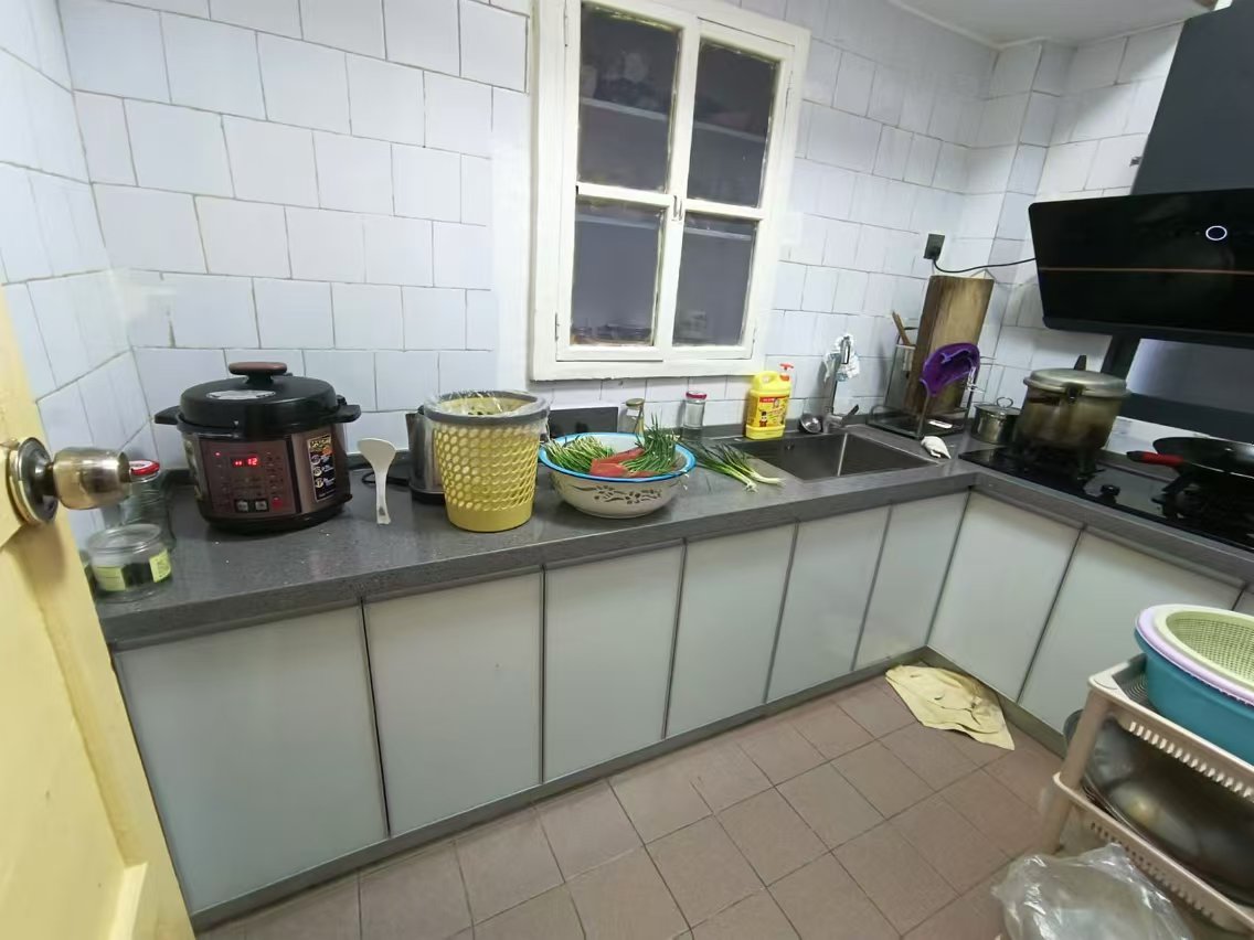 桥梁厂一区万泥塘一村 2室2厅1卫 26.0万 桥梁厂一区万泥塘一村 2室2厅1卫 26.0万室内图