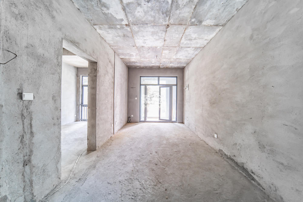 阳光100一期、四五期  2室2厅1卫    85.0万