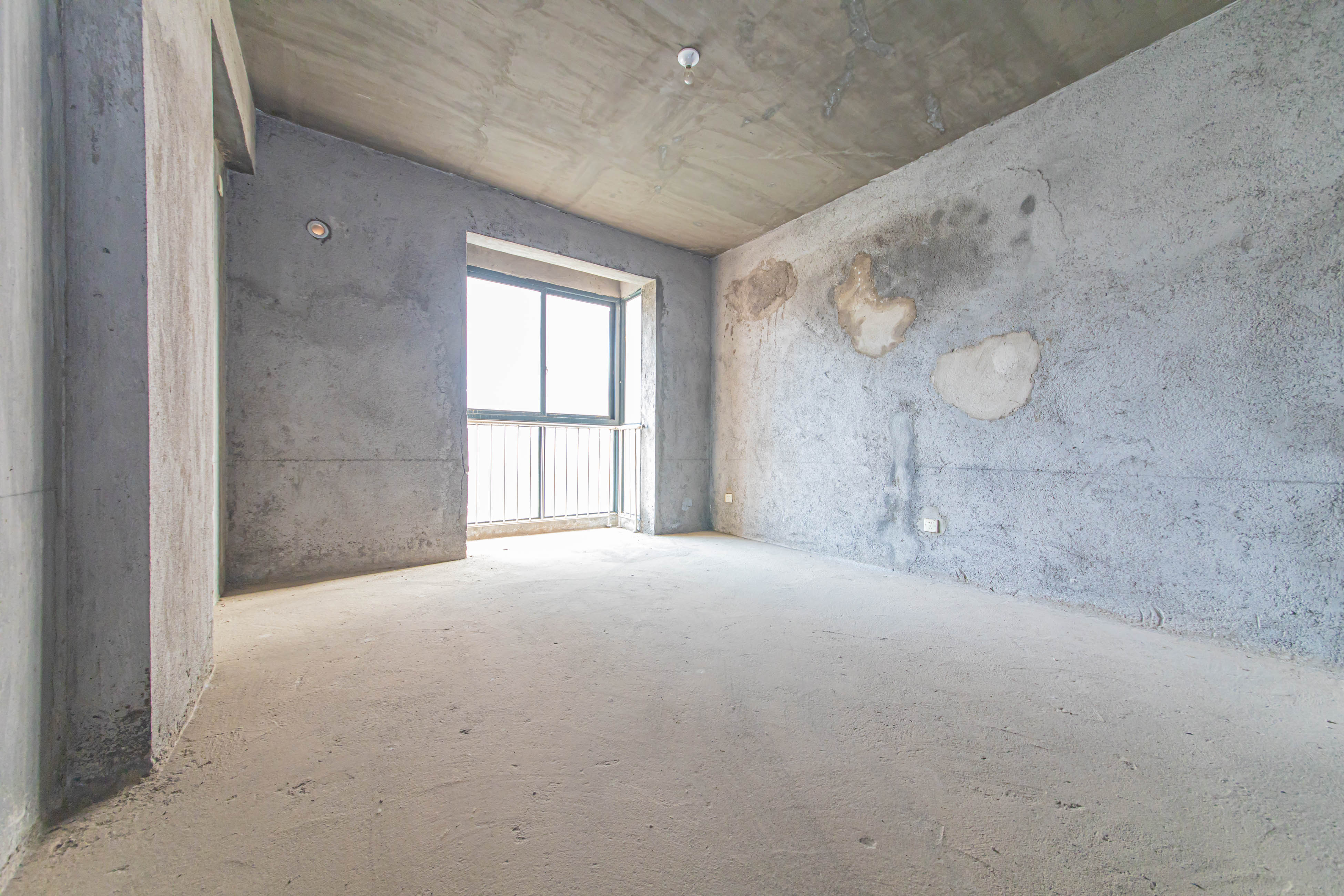 怡和山庄  4室2厅2卫   128.00万卧室