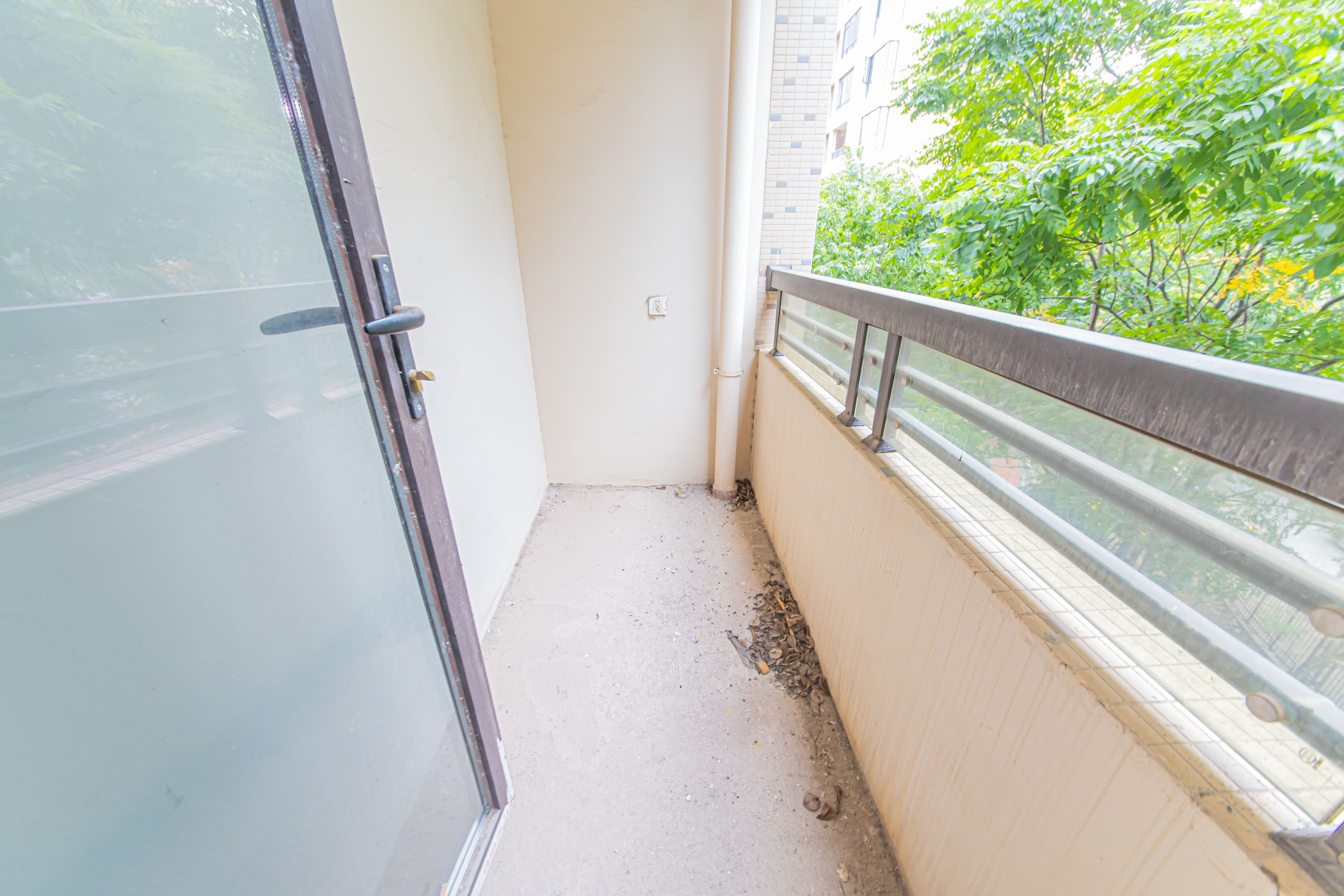 大唐印象一期云海湾  4室2厅2卫    135.0万 大唐印象一期云海湾  4室2厅2卫    135.0万厨房