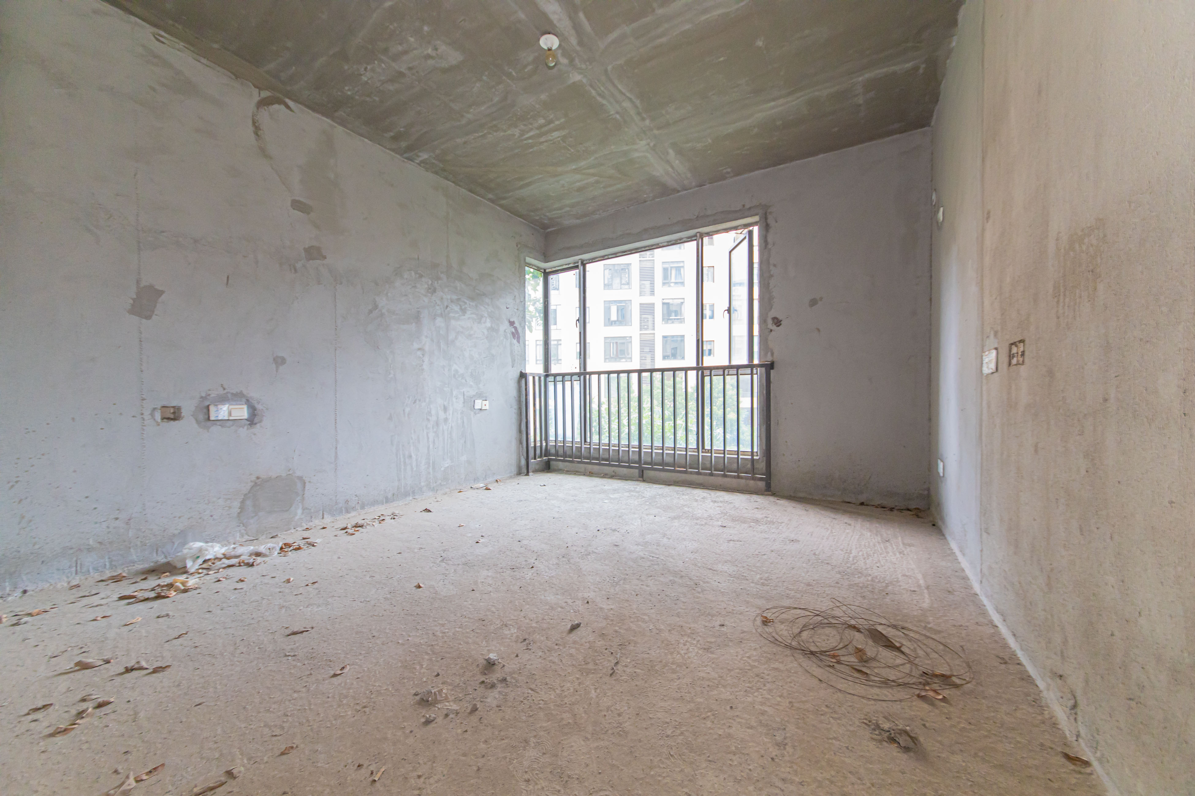 大唐印象一期云海湾  4室2厅2卫    135.0万 大唐印象一期云海湾  4室2厅2卫    135.0万卧室