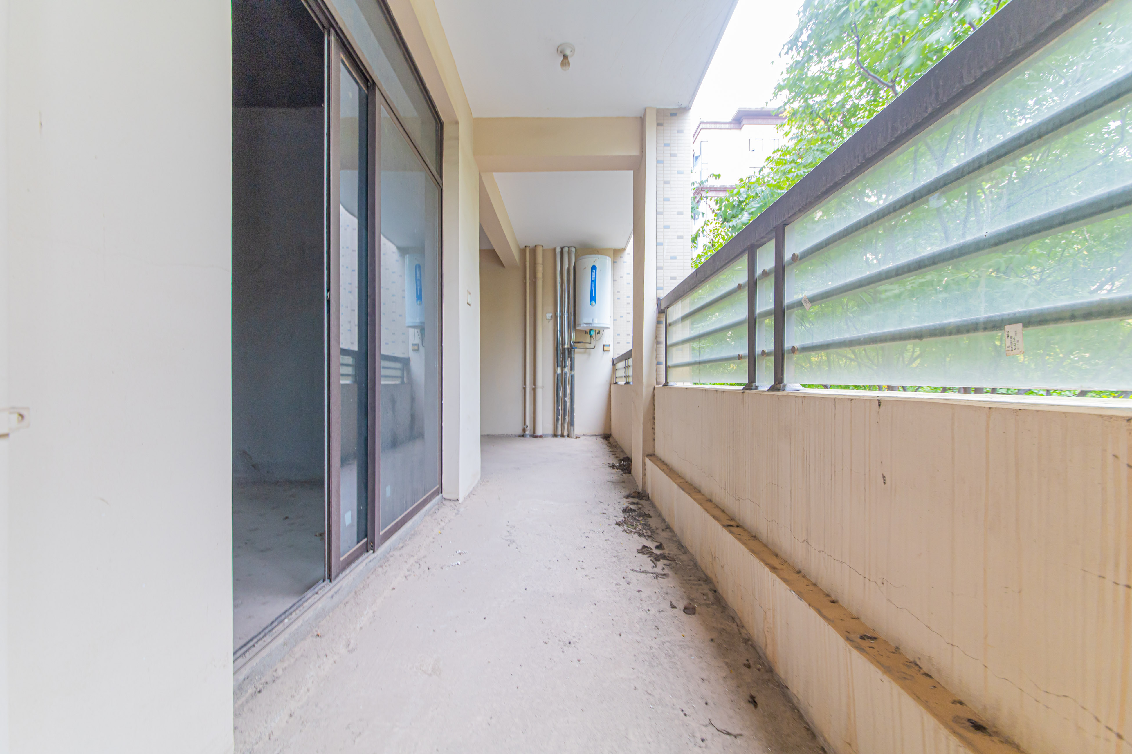 大唐印象一期云海湾  4室2厅2卫    135.0万 大唐印象一期云海湾  4室2厅2卫    135.0万阳台