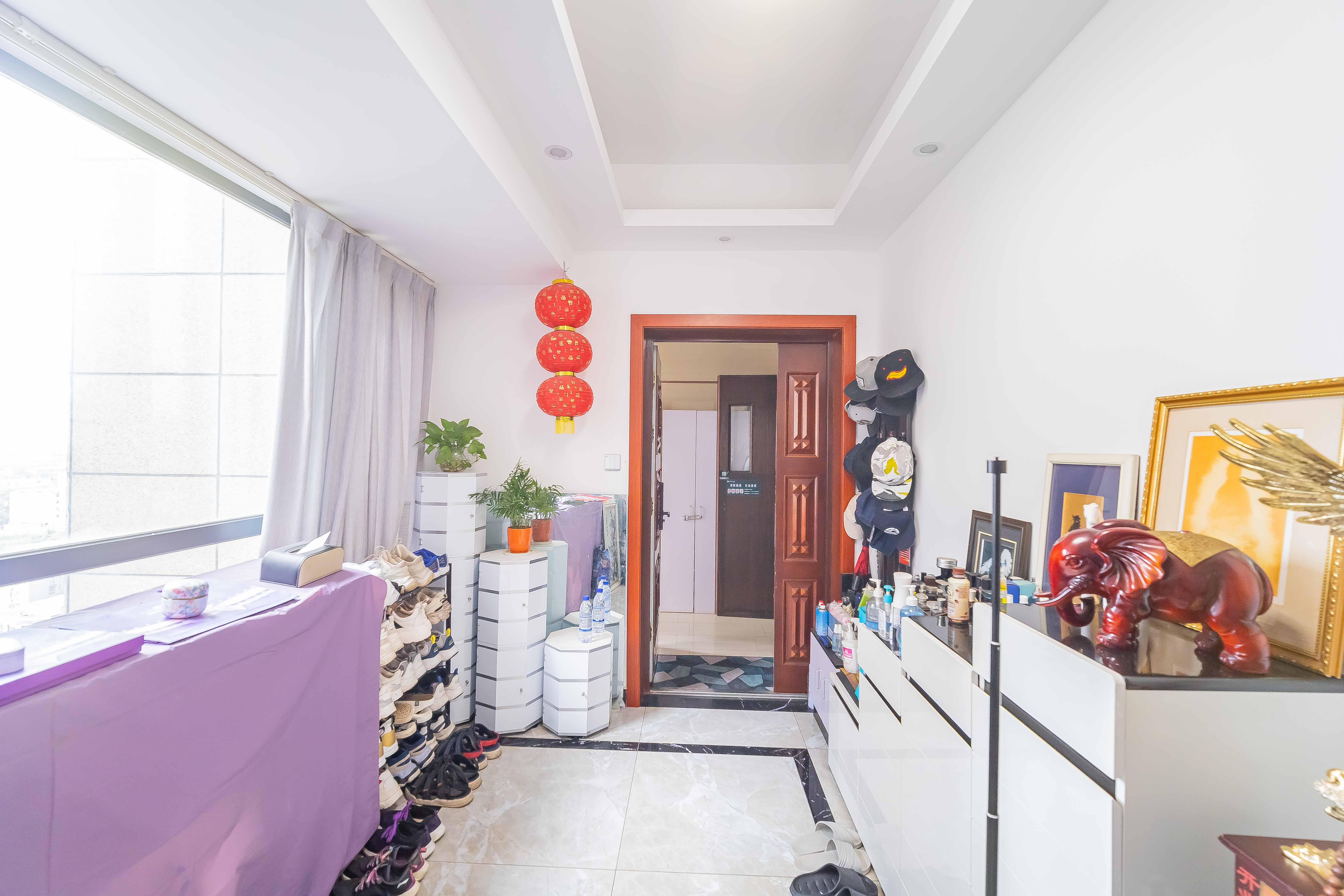 保利国际广场  4室2厅2卫    288.0万 保利国际广场  4室2厅2卫    288.0万其他