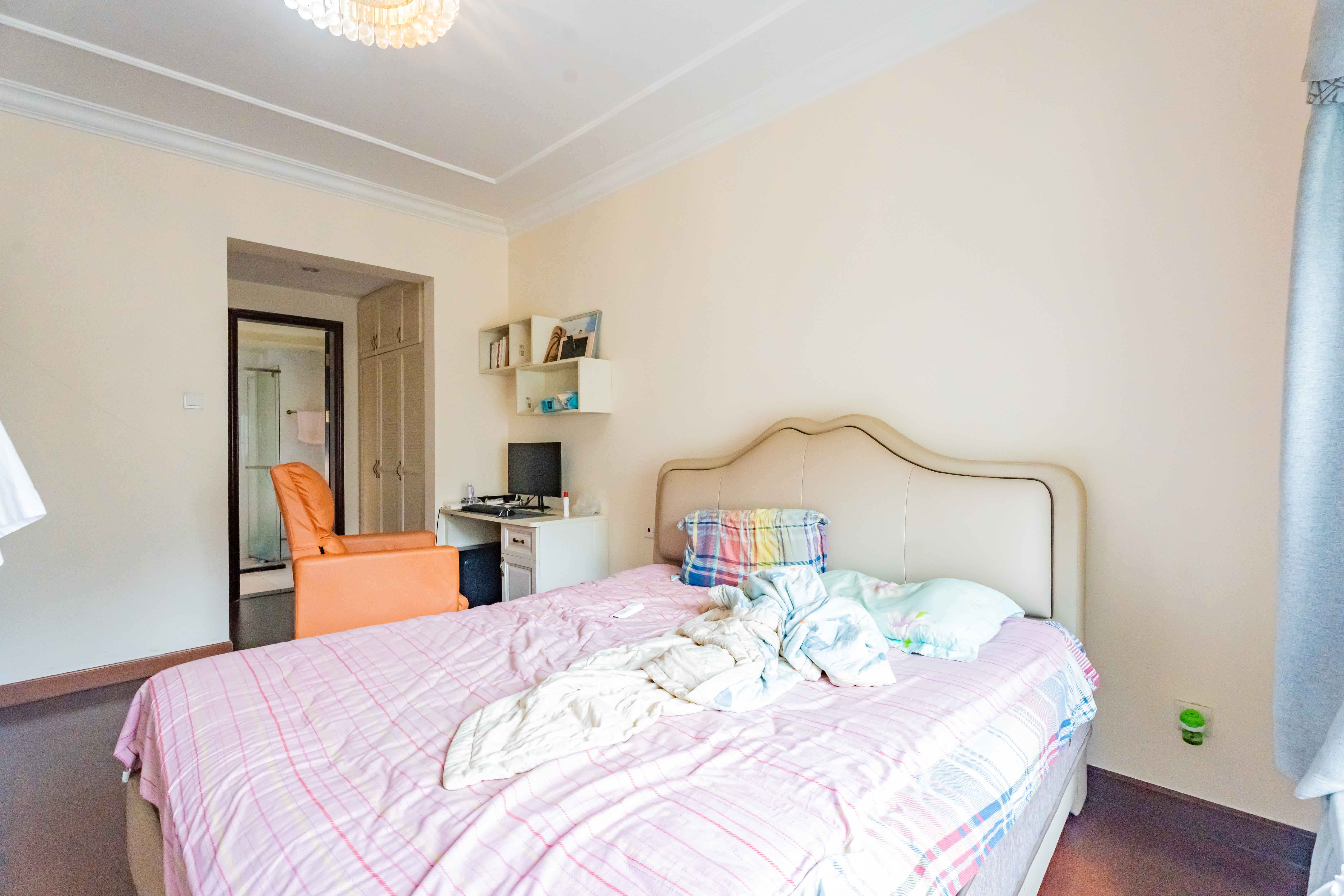 恒大雅苑  3室2厅2卫    115.0万 恒大雅苑  3室2厅2卫    115.0万卧室