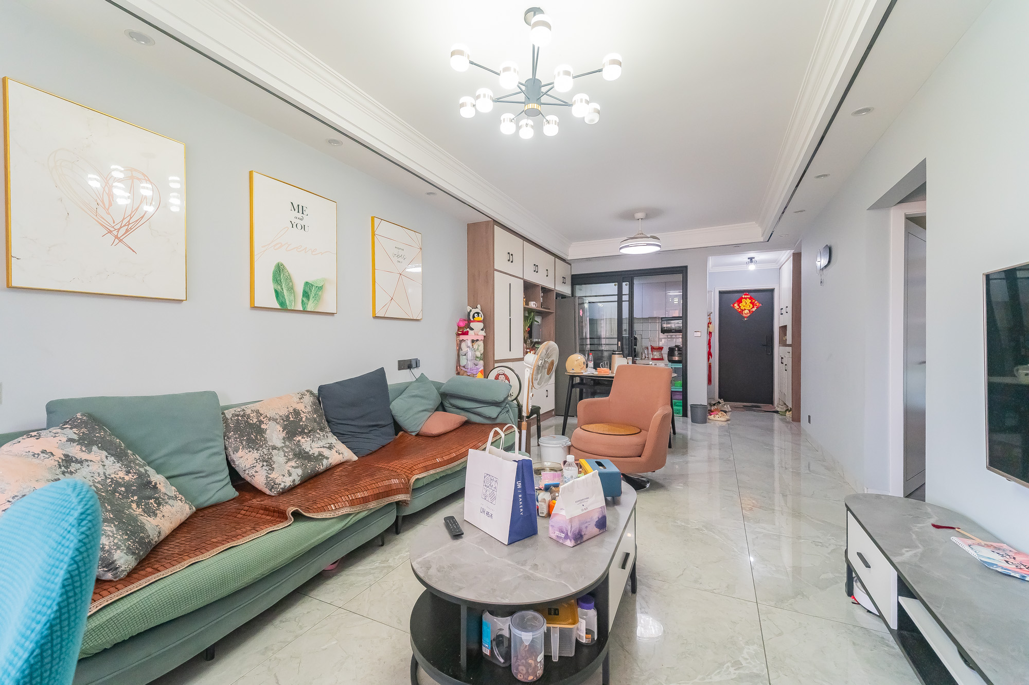 海伦春天 3室2厅1卫 78.8万 海伦春天 3室2厅1卫 78.8万客厅