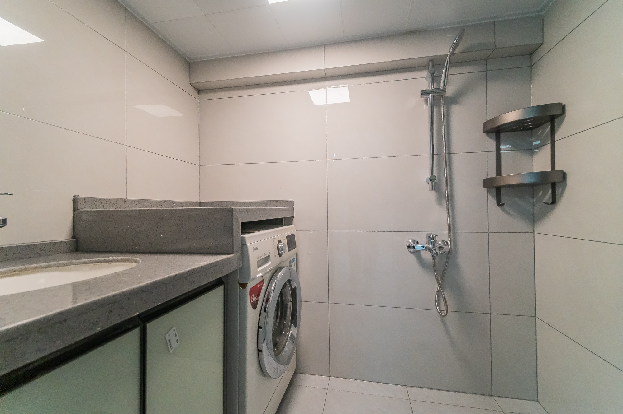 新城悦隽公园  2室2厅2卫    42.8万 新城悦隽公园  2室2厅2卫    42.8万卫生间