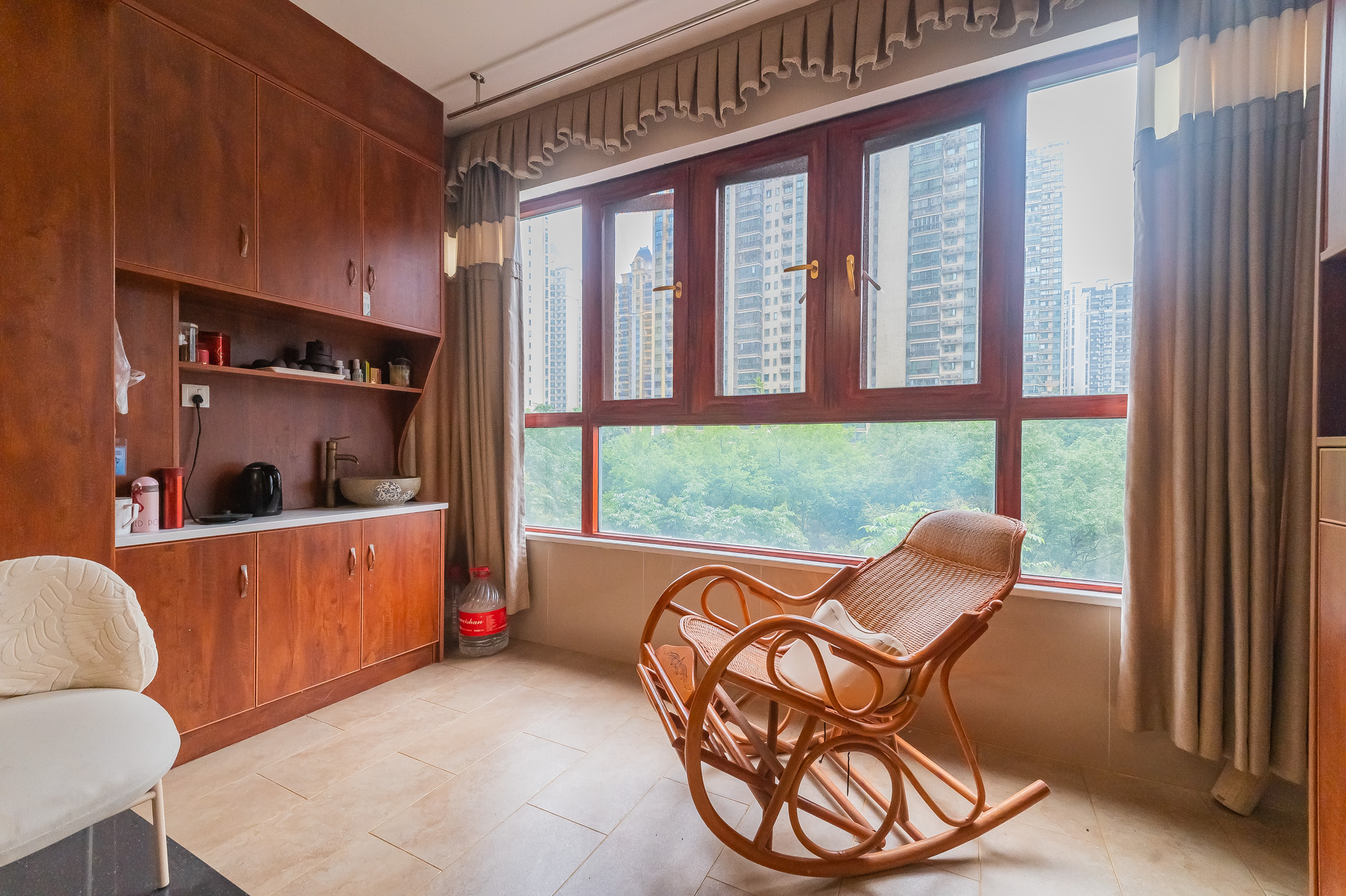 恒大翡翠华庭 3室2厅2卫 118.0万 恒大翡翠华庭 3室2厅2卫 118.0万阳台