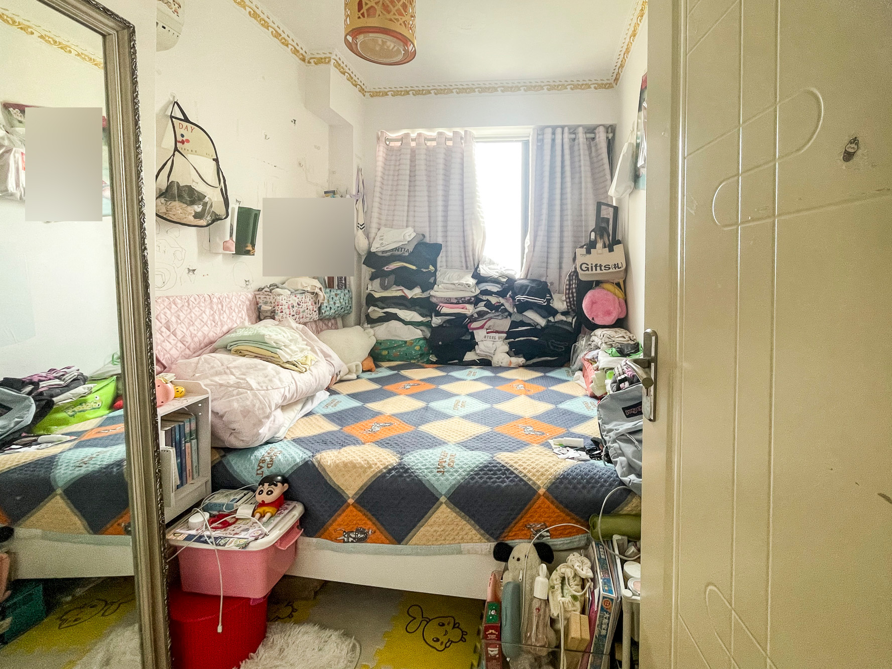 山语城三期  3室2厅2卫   102.00万卧室