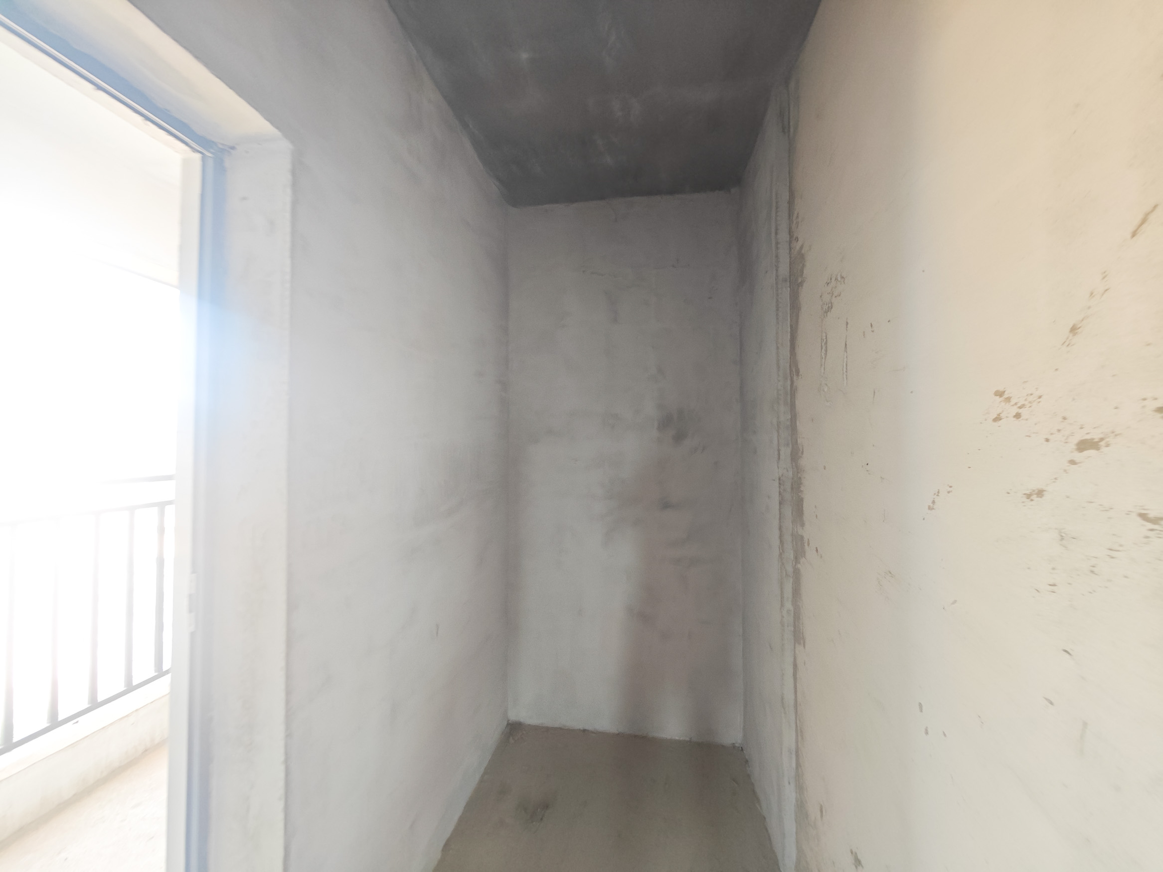 中建嘉和城  3室2厅1卫   85.50万卧室