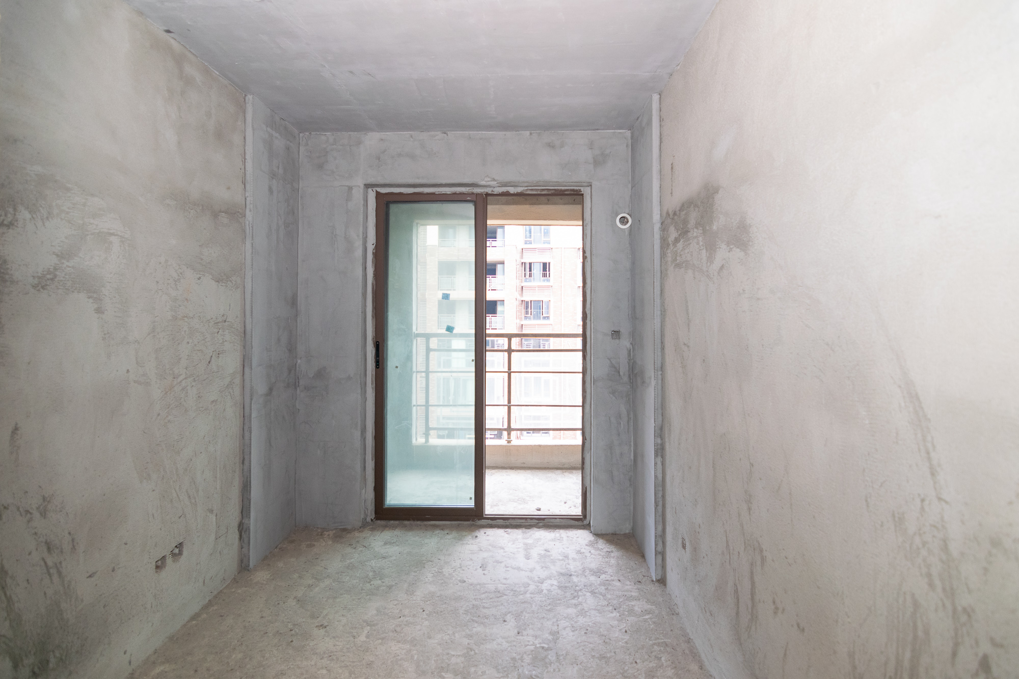 大汉汉园  4室2厅3卫    108.0万 大汉汉园  4室2厅3卫    108.0万客厅