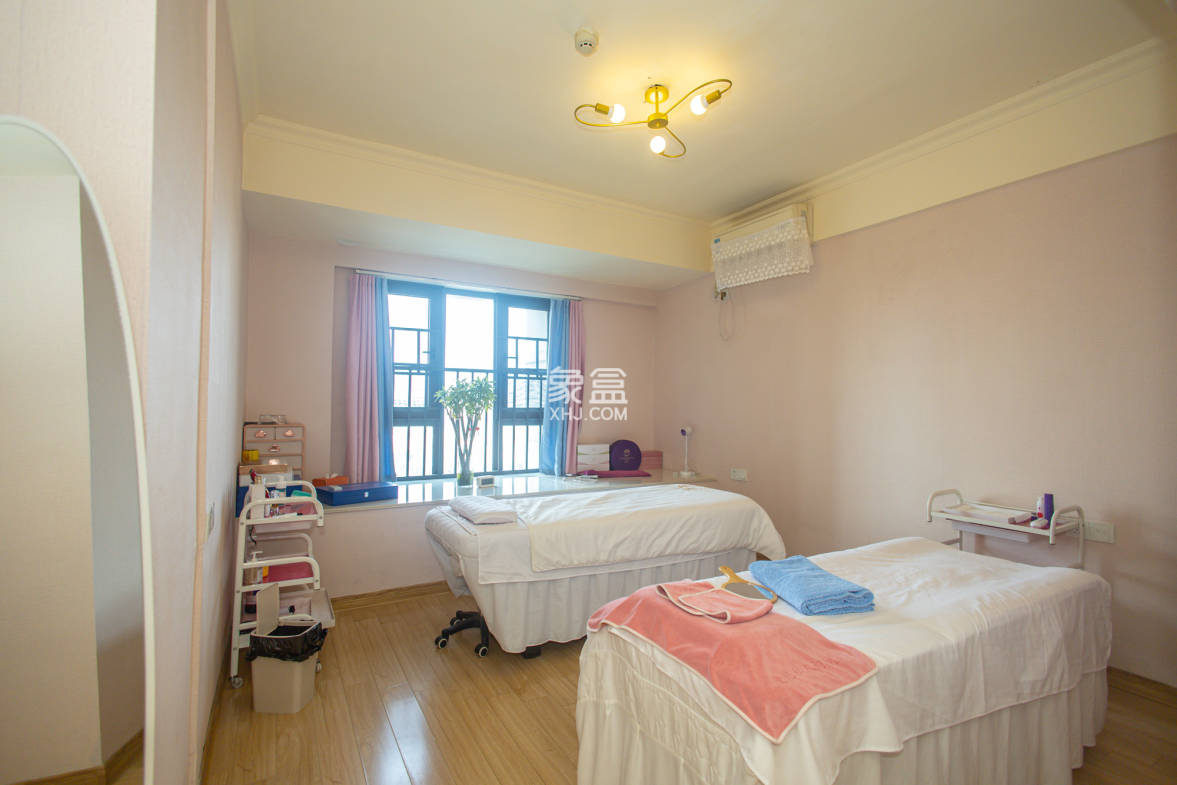 碧桂园威尼斯城  2室1厅1卫    62.8万 碧桂园威尼斯城  2室1厅1卫    62.8万卧室