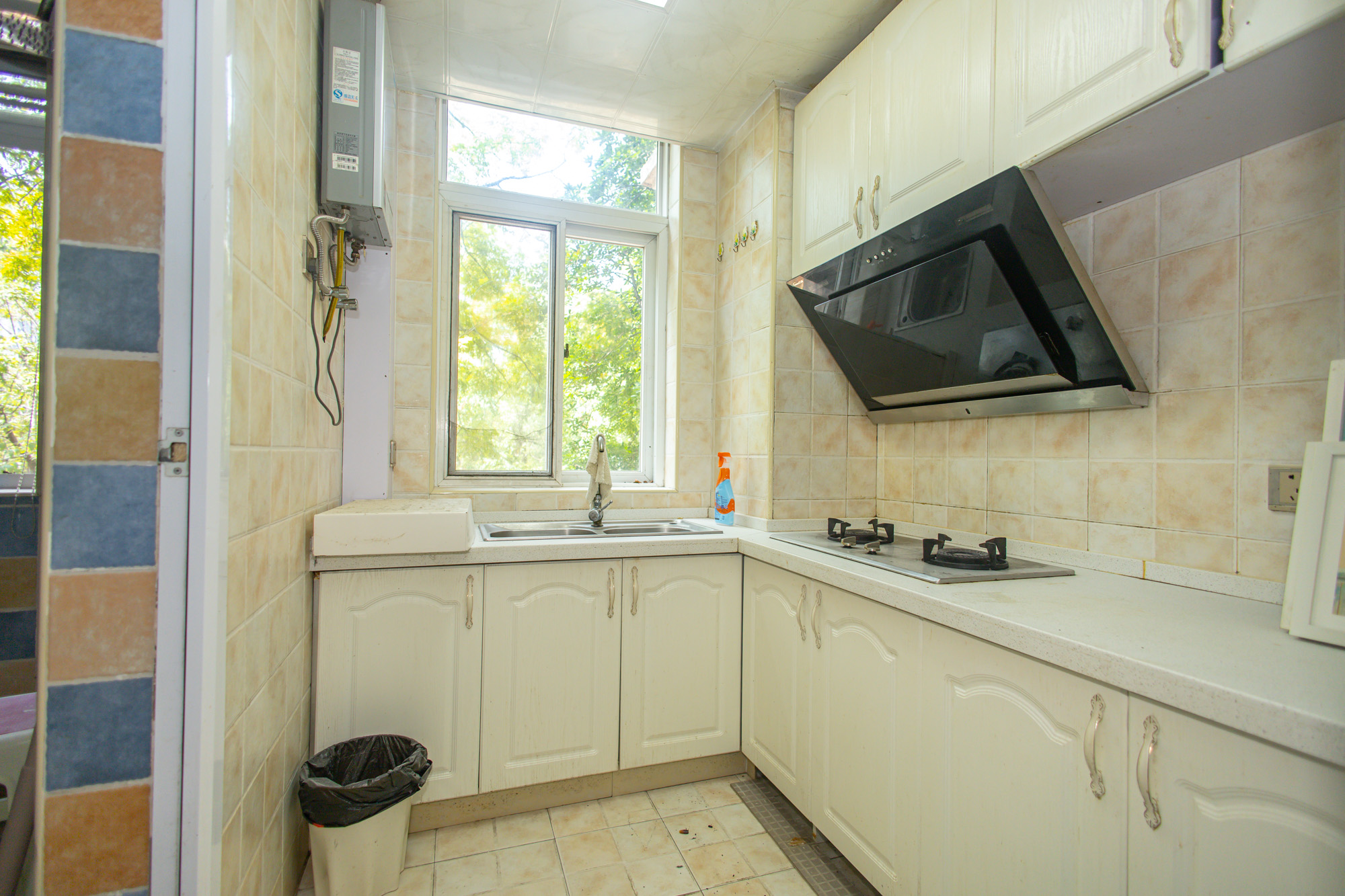 山水芙蓉国际新城 3室2厅1卫 69.8万 山水芙蓉国际新城 3室2厅1卫 69.8万厨房