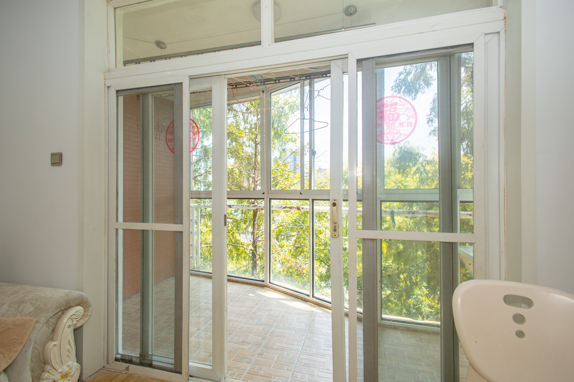 山水芙蓉国际新城 3室2厅1卫 69.8万 山水芙蓉国际新城 3室2厅1卫 69.8万阳台