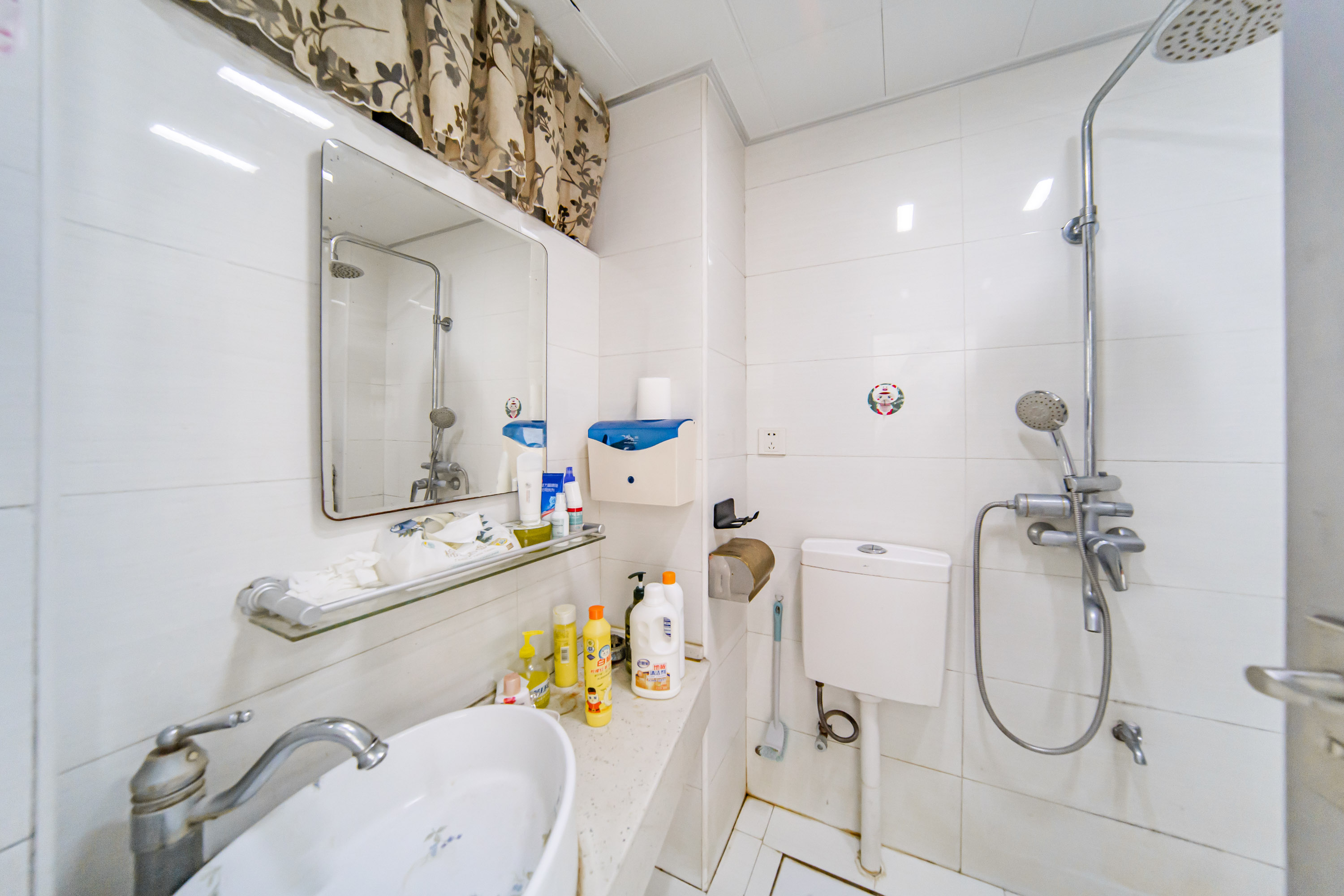 阳光100三期 2室2厅1卫 73.0万 阳光100三期 2室2厅1卫 73.0万卫生间