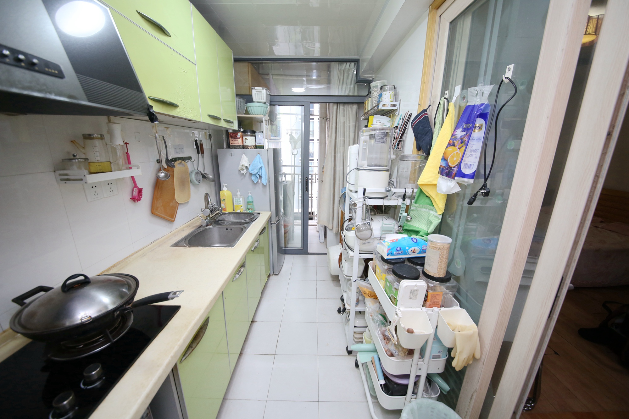 湘域中央  1室1厅1卫   48.00万厨房