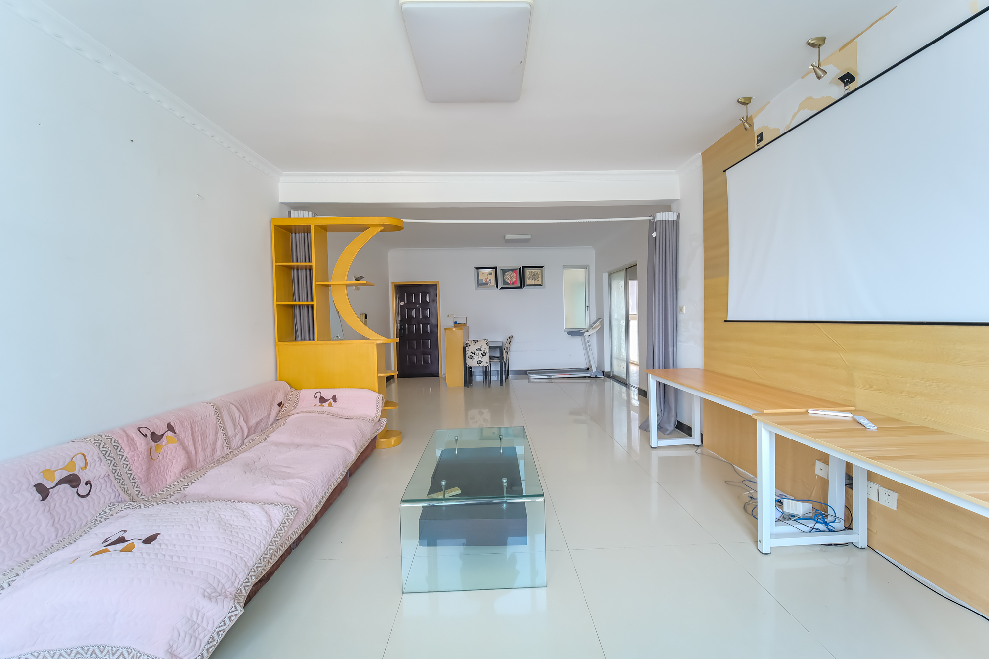 红树湾  3室2厅2卫    63.0万 红树湾  3室2厅2卫    63.0万客厅