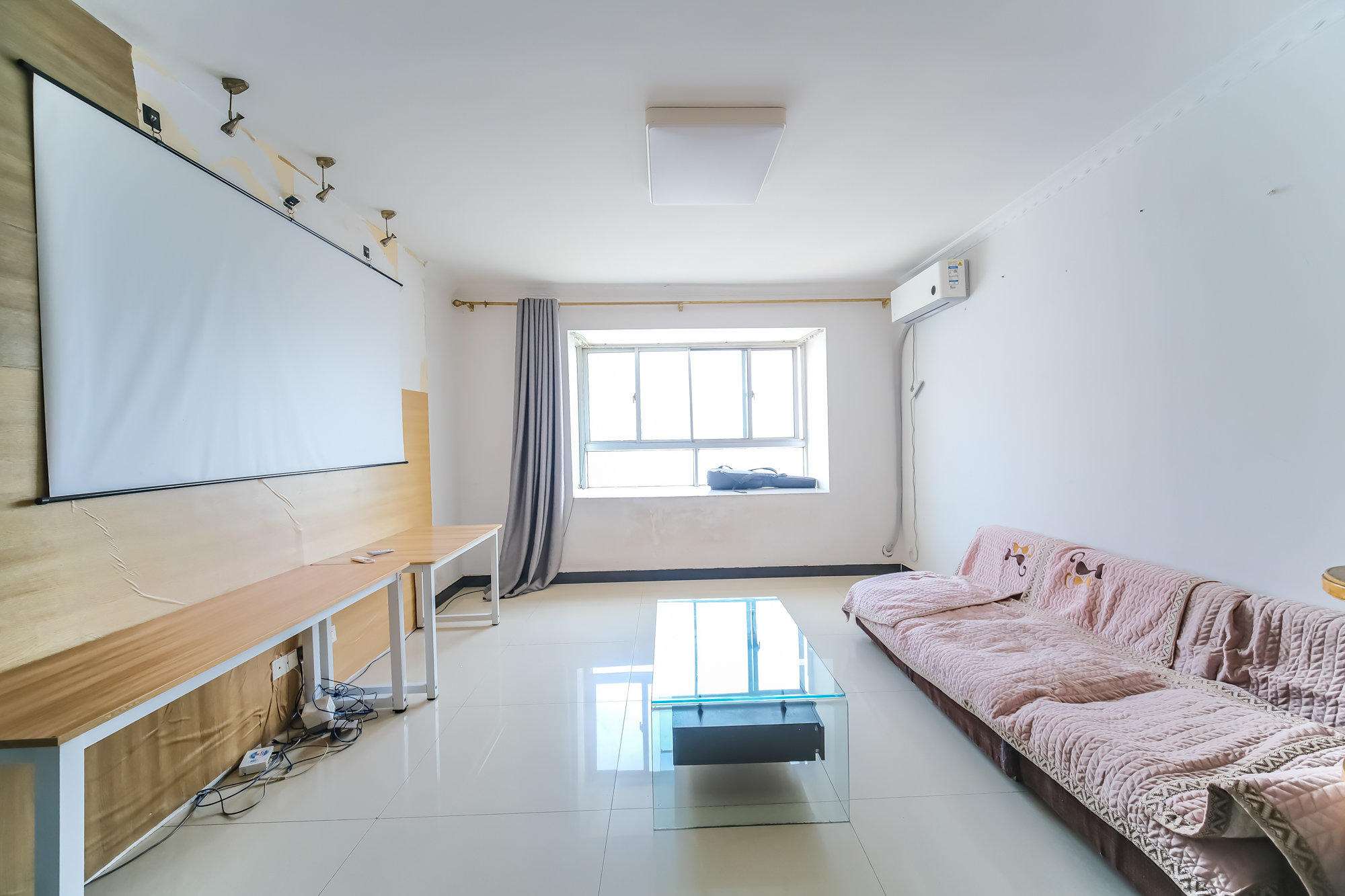 红树湾  3室2厅2卫    63.0万 红树湾  3室2厅2卫    63.0万客厅