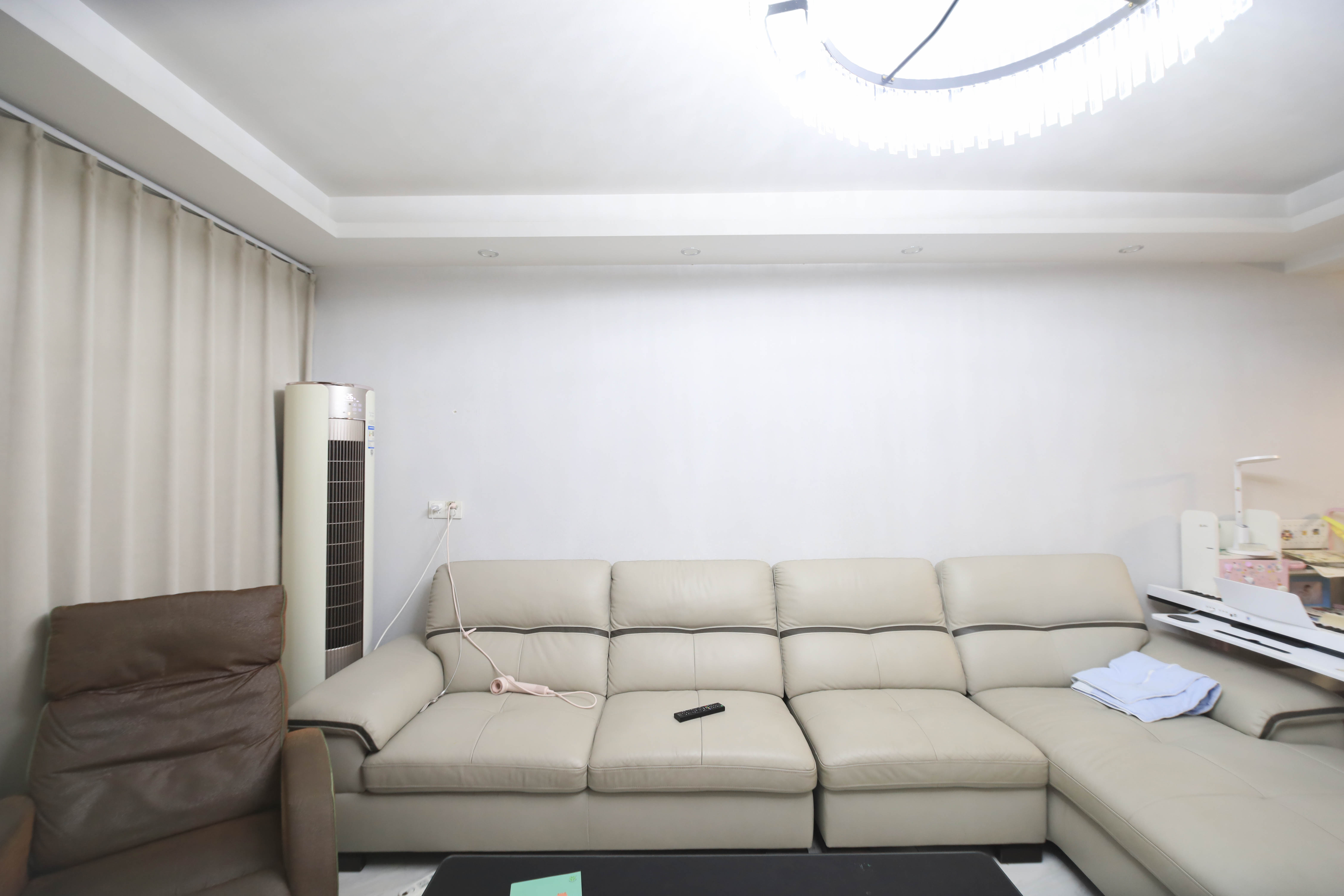 潇湘名城(新里程潇湘名城)  3室2厅2卫    96.8万 潇湘名城(新里程潇湘名城)  3室2厅2卫    96.8万客厅