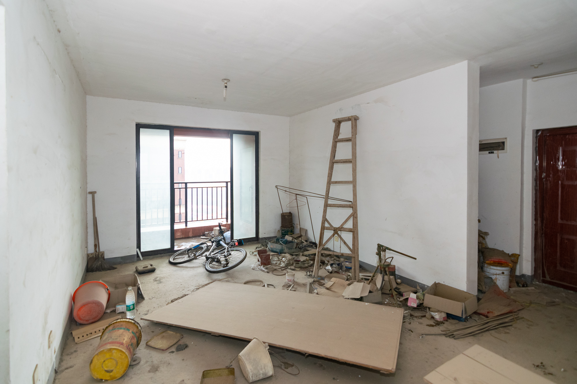 新城国际花都 3室2厅1卫 58.0万 新城国际花都 3室2厅1卫 58.0万客厅