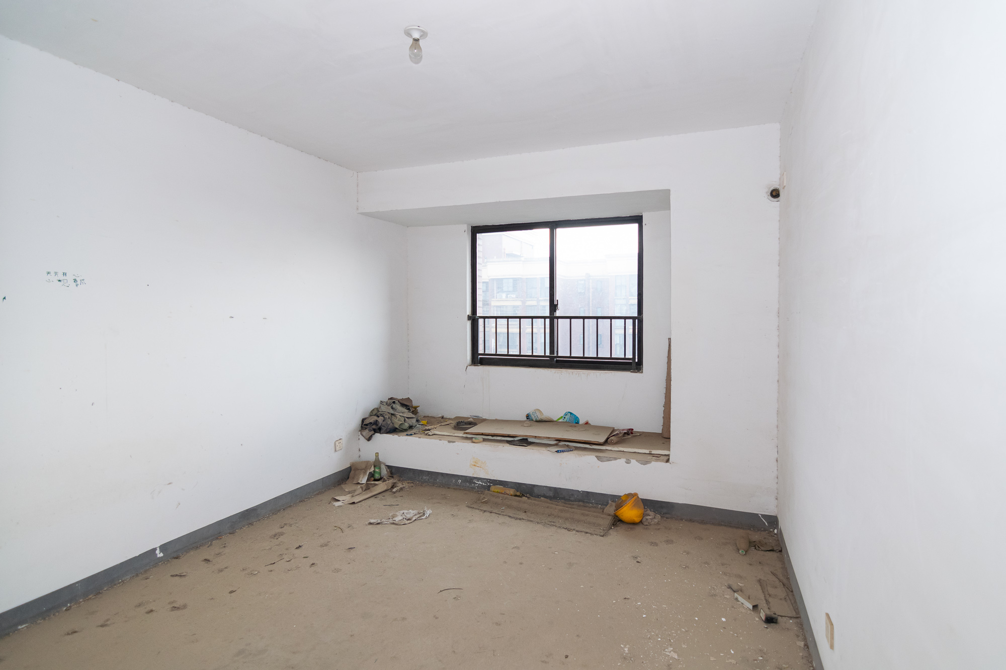 新城国际花都 3室2厅1卫 58.0万 新城国际花都 3室2厅1卫 58.0万卧室