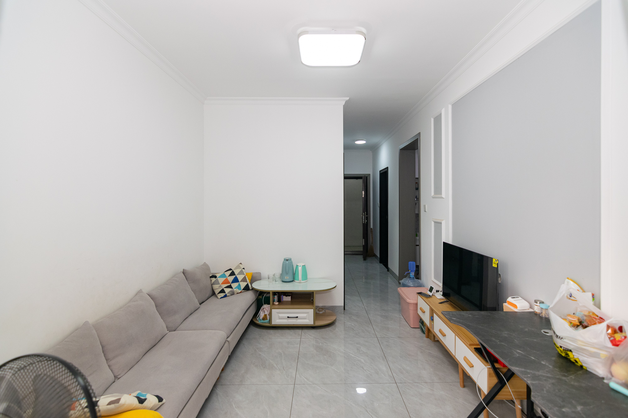 大汉汉府一期 2室2厅1卫 35.0万 大汉汉府一期 2室2厅1卫 35.0万客厅