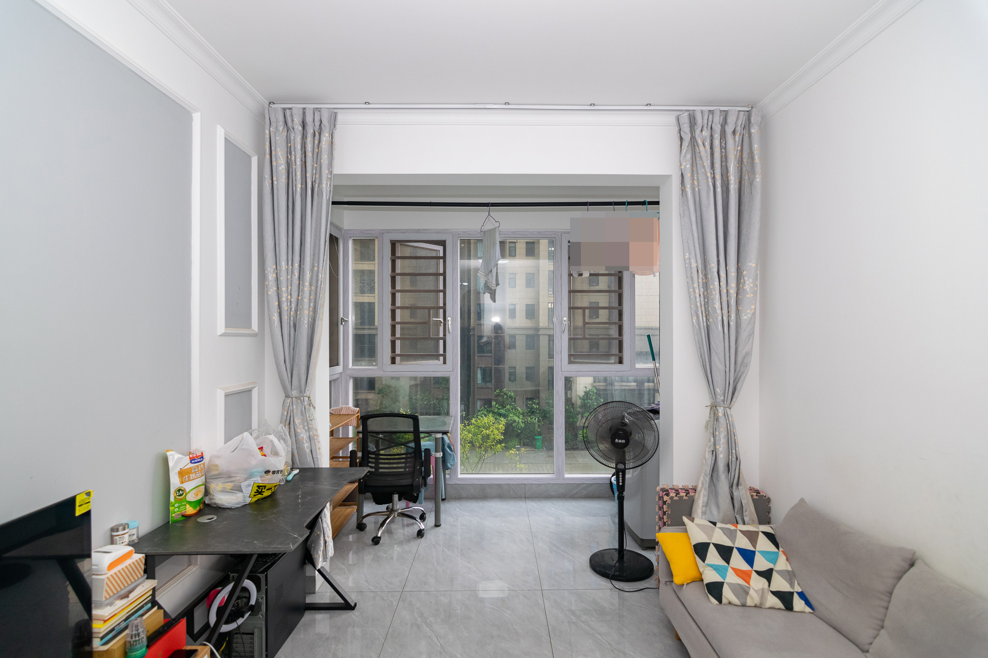 大汉汉府一期 2室2厅1卫 35.0万 大汉汉府一期 2室2厅1卫 35.0万客厅