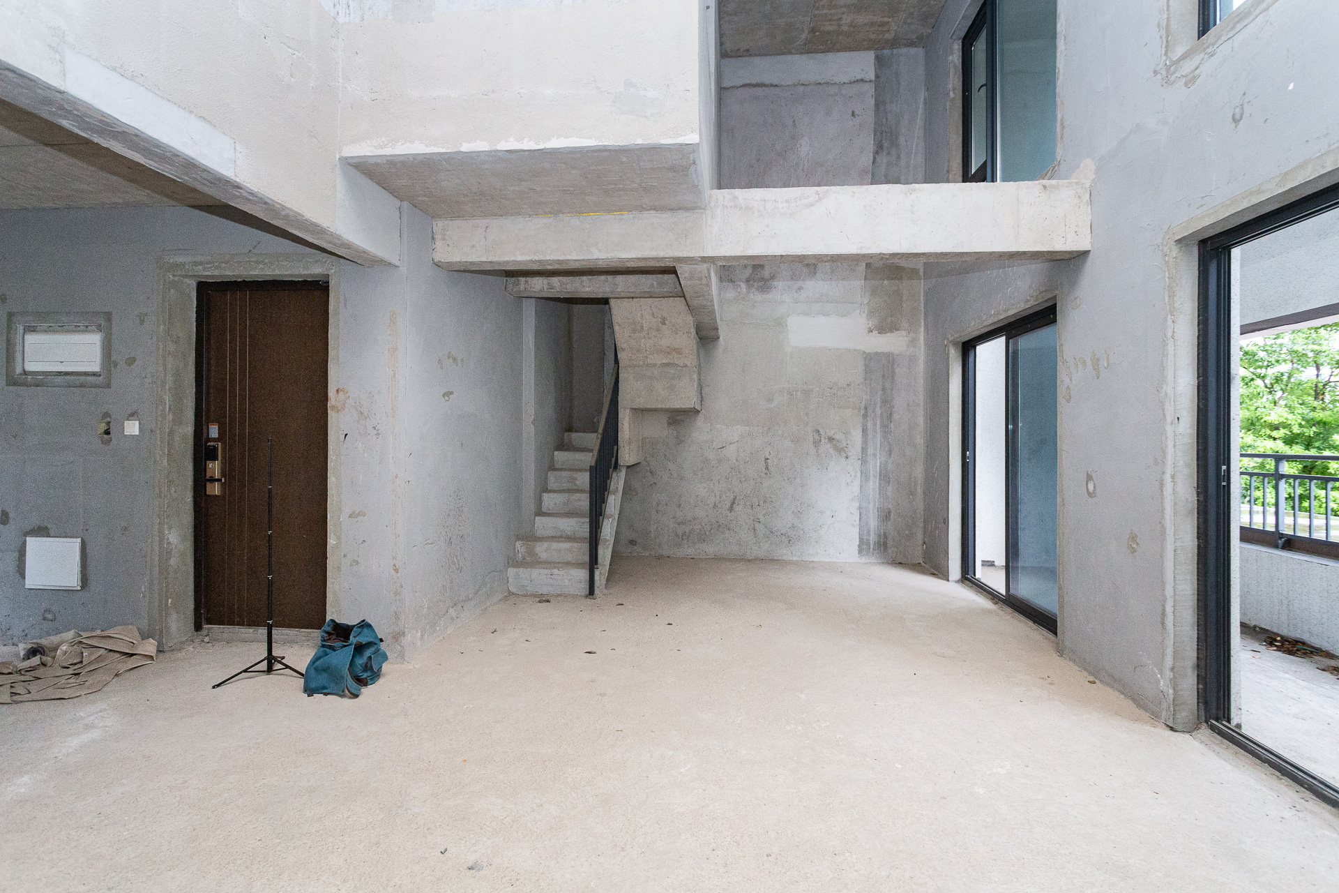 越秀湘江星汇城一期  5室2厅3卫    195.0万客厅