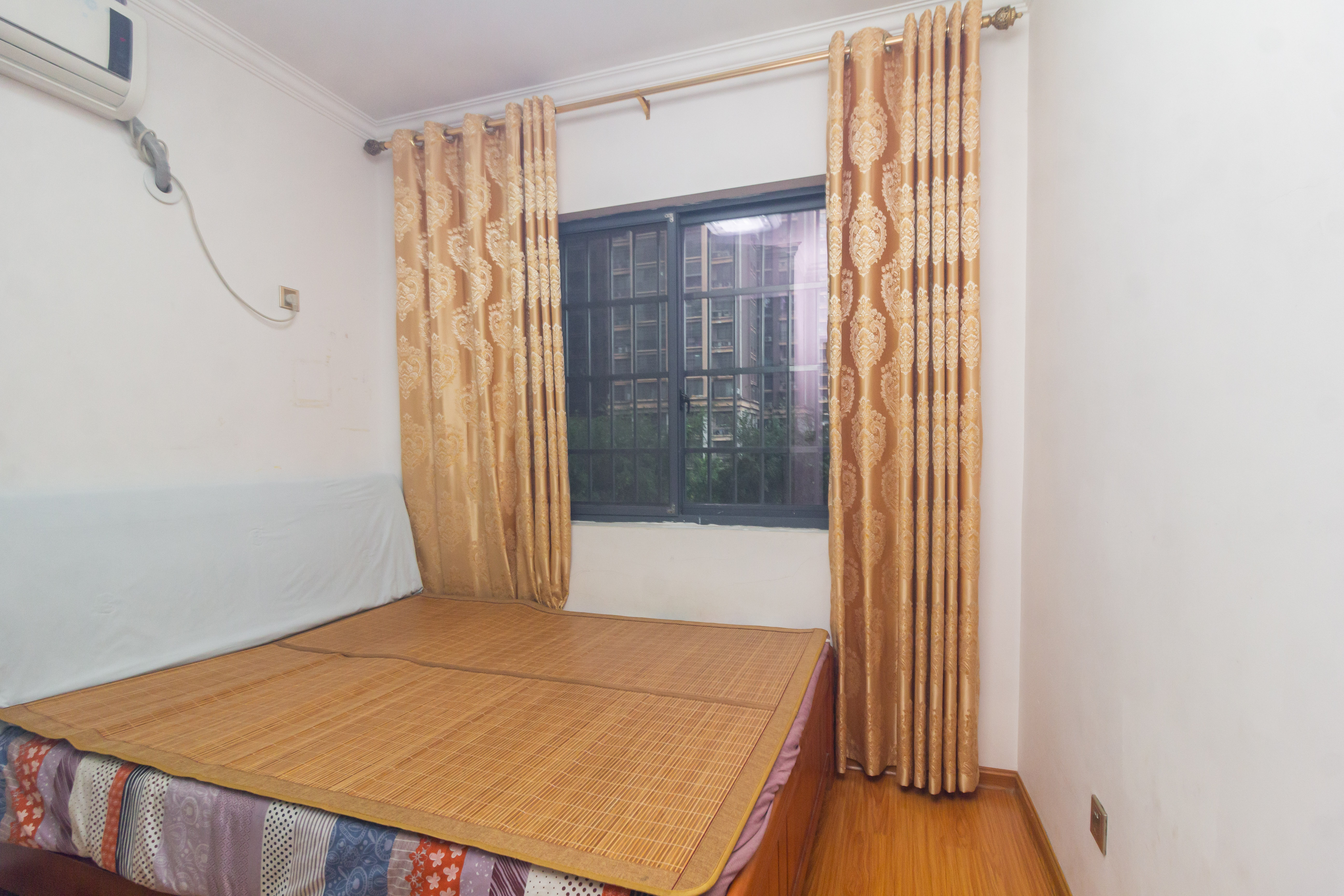 佳美紫郡  3室2厅1卫    68.8万 佳美紫郡  3室2厅1卫    68.8万卧室