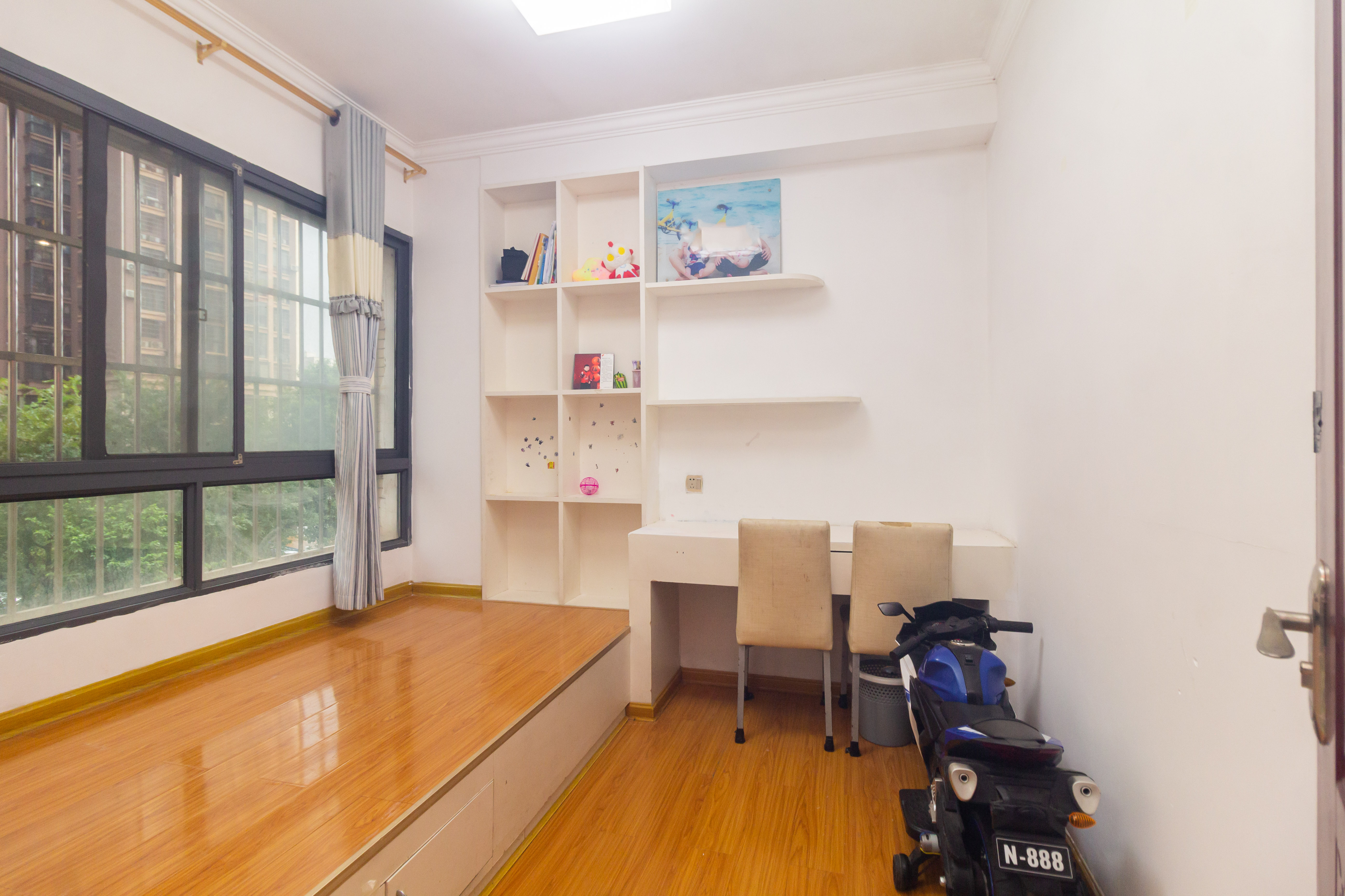 佳美紫郡  3室2厅1卫    68.8万 佳美紫郡  3室2厅1卫    68.8万卧室