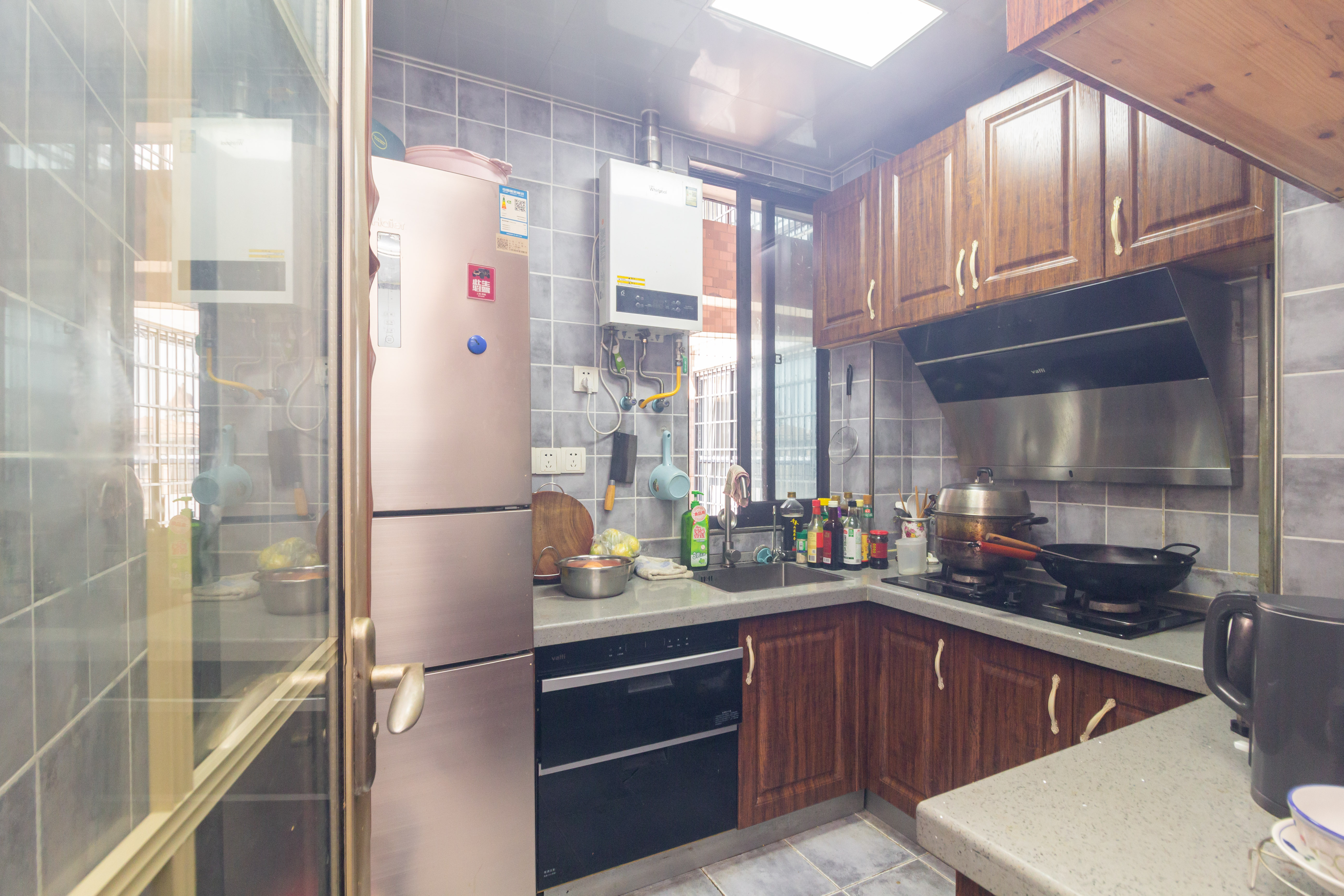 康桥长郡  3室2厅1卫    67.8万 康桥长郡  3室2厅1卫    67.8万厨房