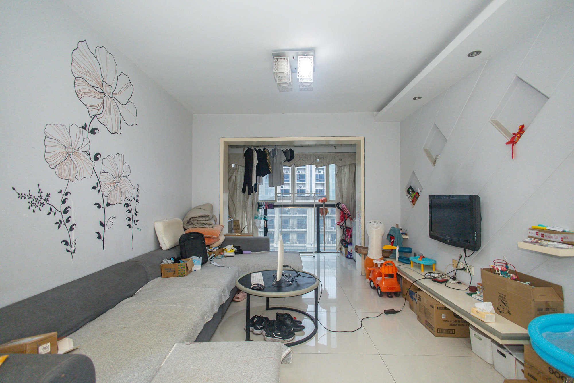 尚都花园城 2室2厅1卫 54.0万 尚都花园城 2室2厅1卫 54.0万客厅