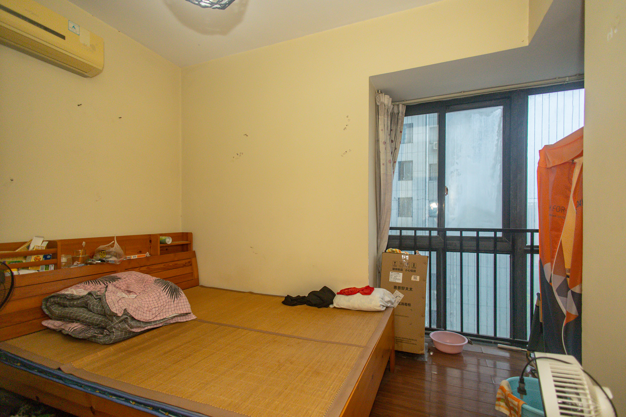 尚都花园城 2室2厅1卫 54.0万 尚都花园城 2室2厅1卫 54.0万卧室