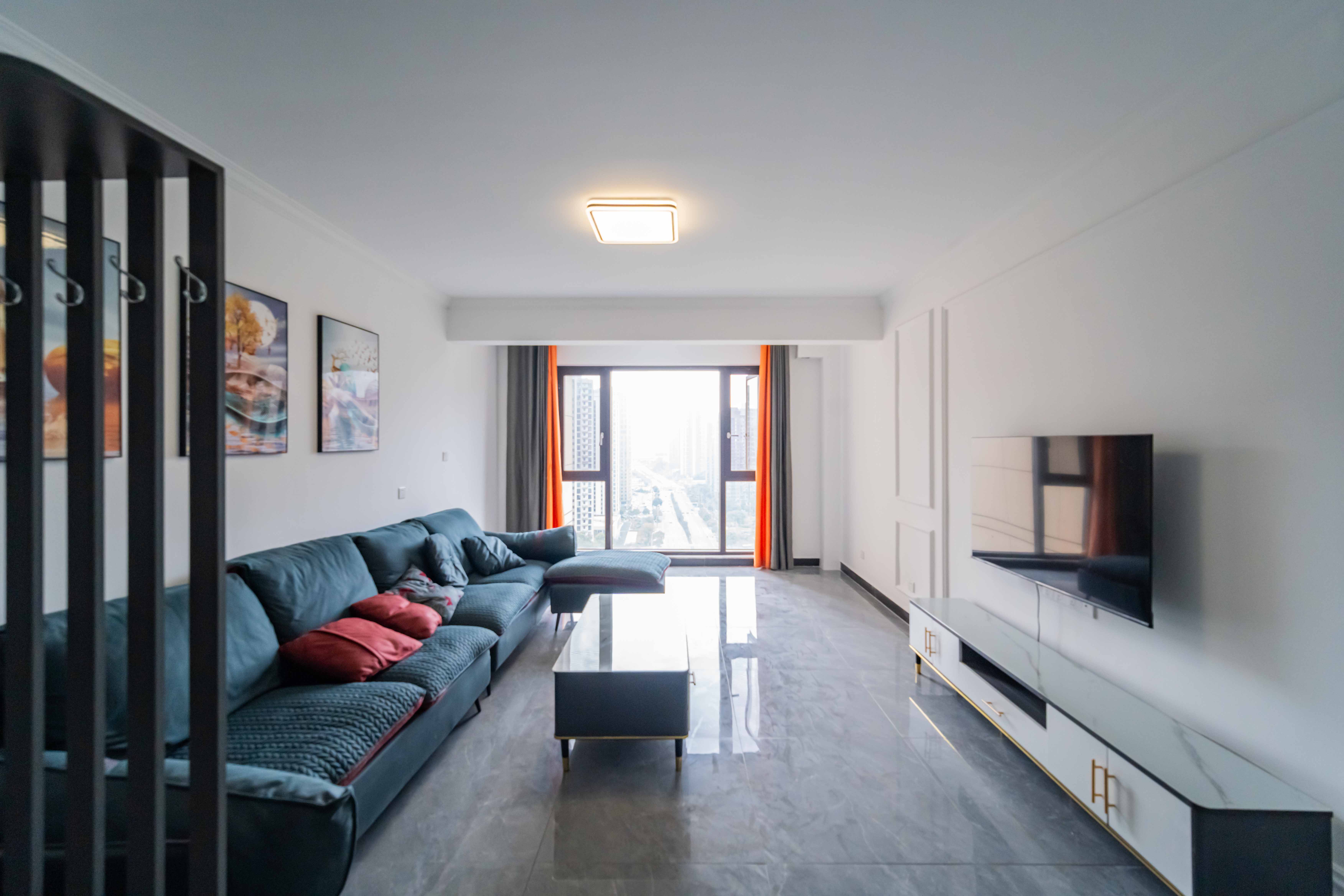 中天星耀城 4室2厅2卫 172.0万 中天星耀城 4室2厅2卫 172.0万客厅