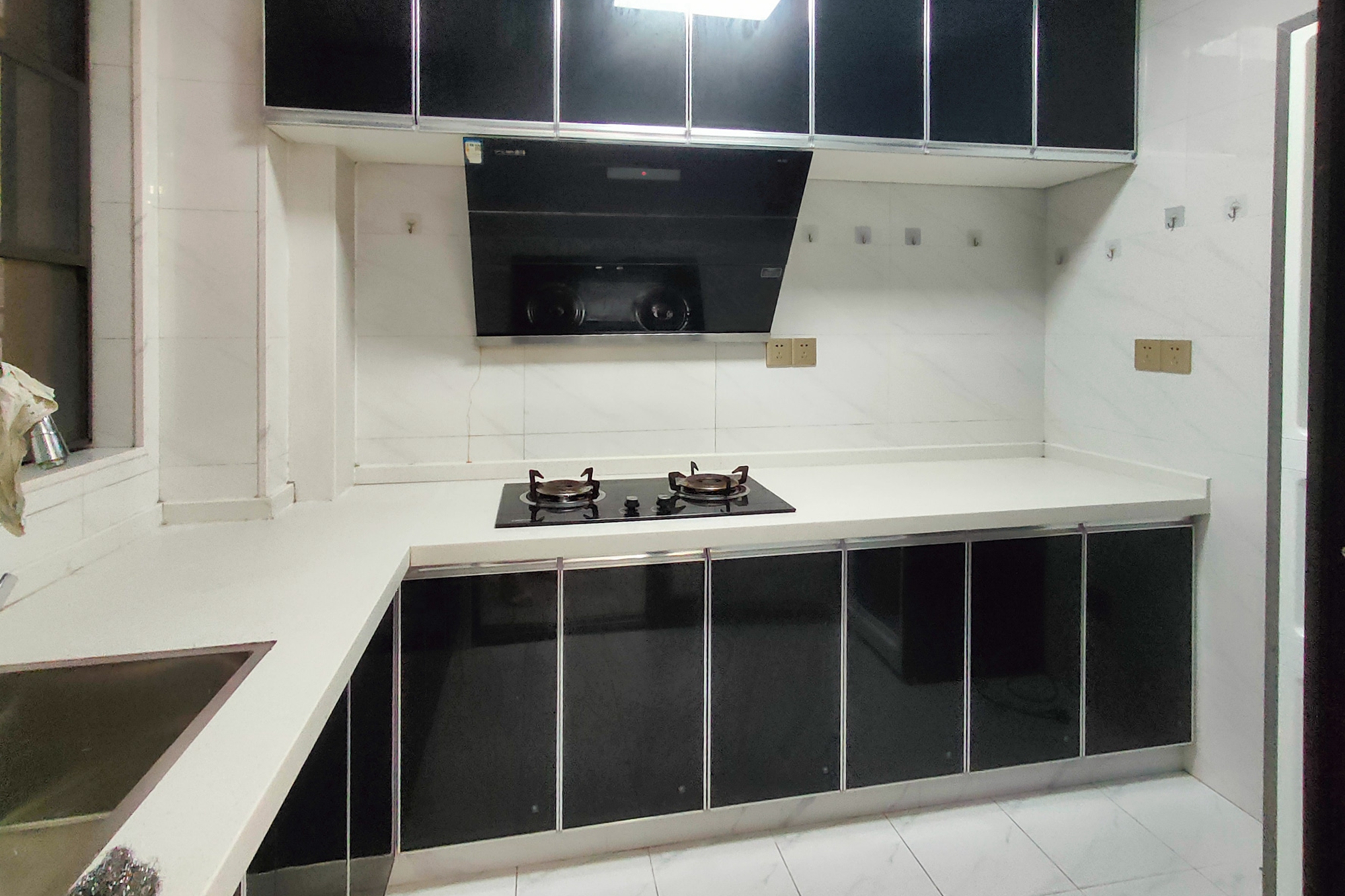 中梁星都荟  3室2厅1卫    68.0万 中梁星都荟  3室2厅1卫    68.0万厨房