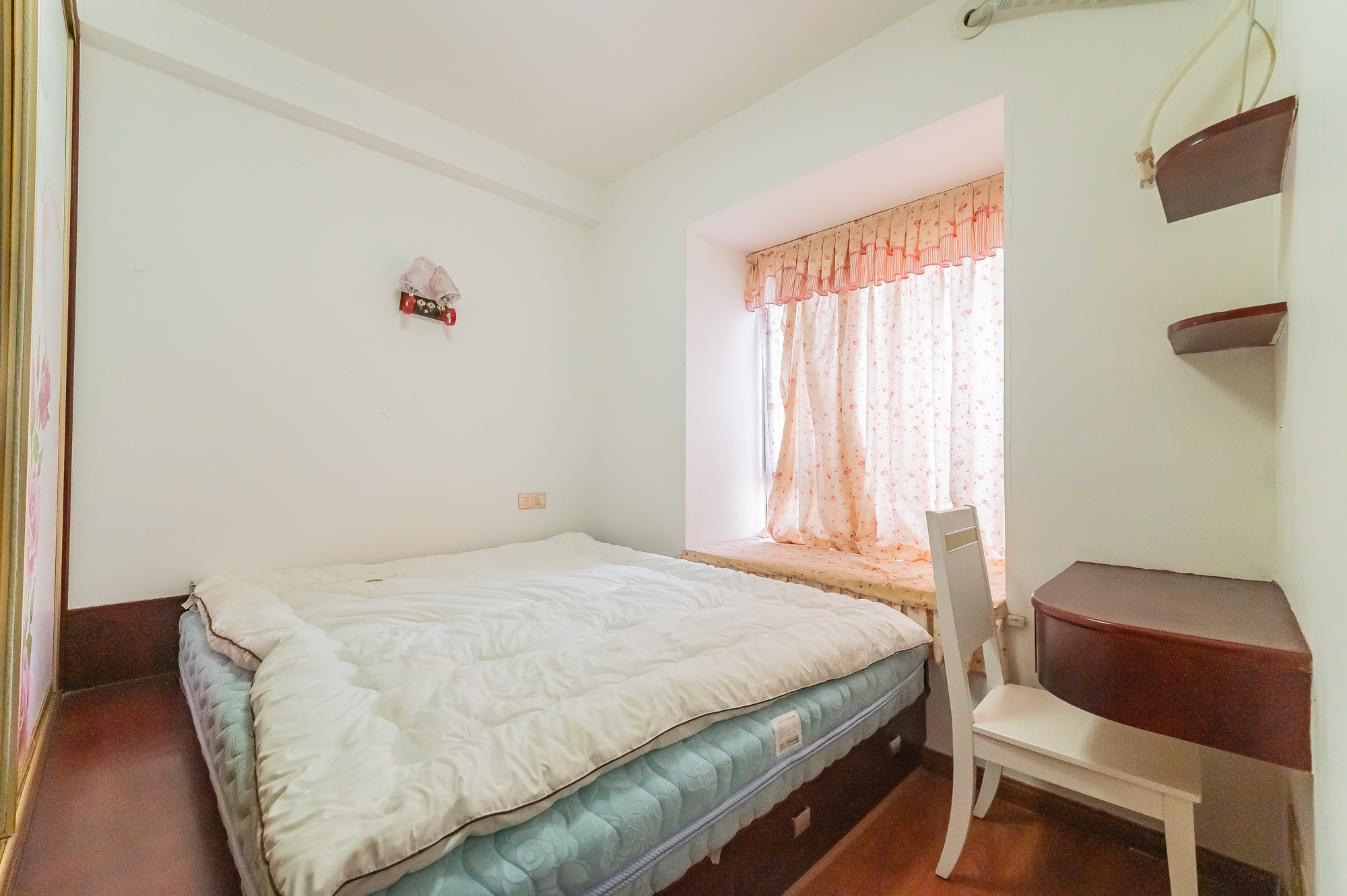 华润凤凰城二期  3室2厅1卫    78.8万 华润凤凰城二期  3室2厅1卫    78.8万卧室