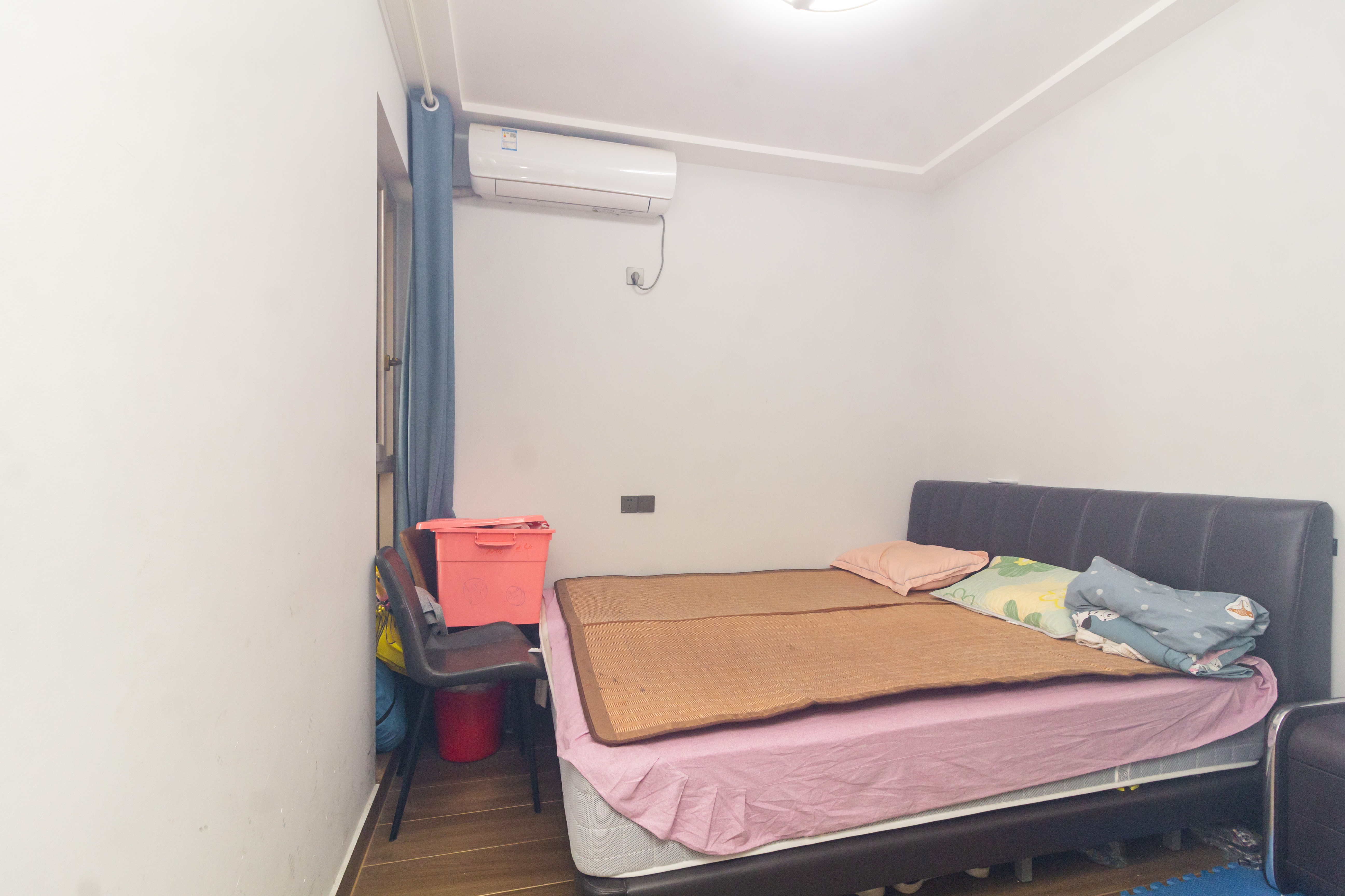 东方美地  3室2厅1卫    78.8万 东方美地  3室2厅1卫    78.8万卧室