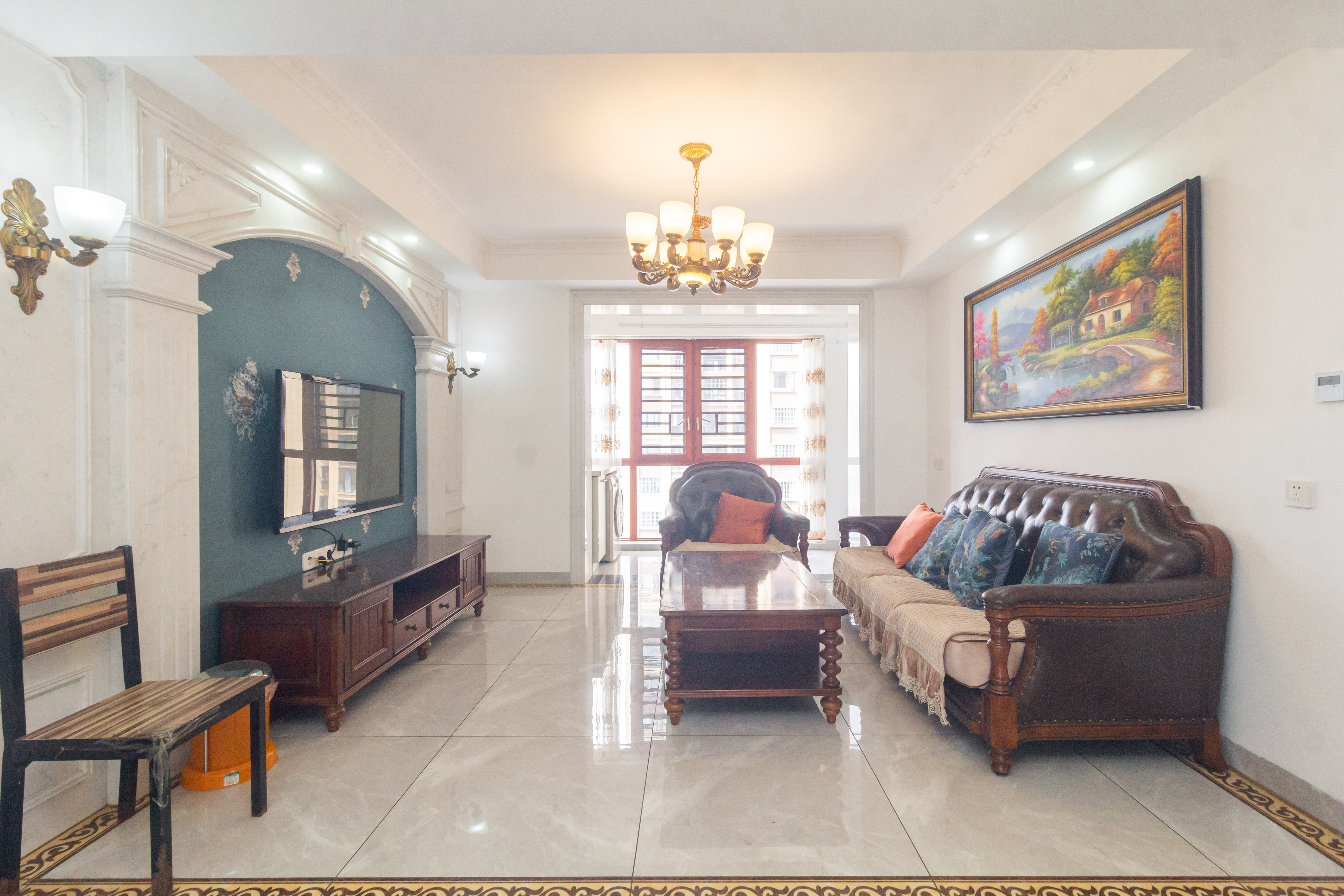 东方美地 3室2厅2卫 108.0万 东方美地 3室2厅2卫 108.0万客厅