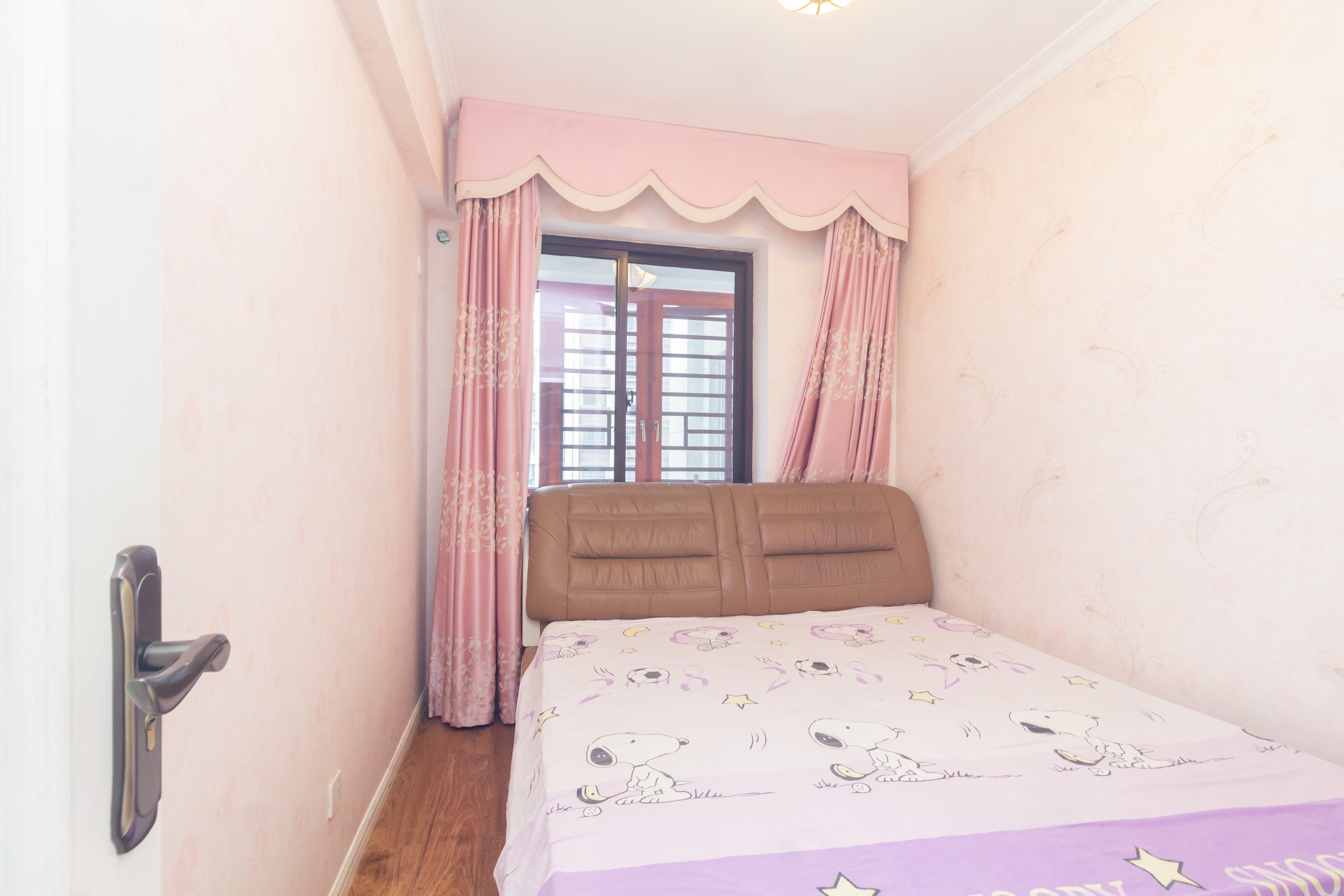 东方美地 3室2厅2卫 108.0万 东方美地 3室2厅2卫 108.0万卧室