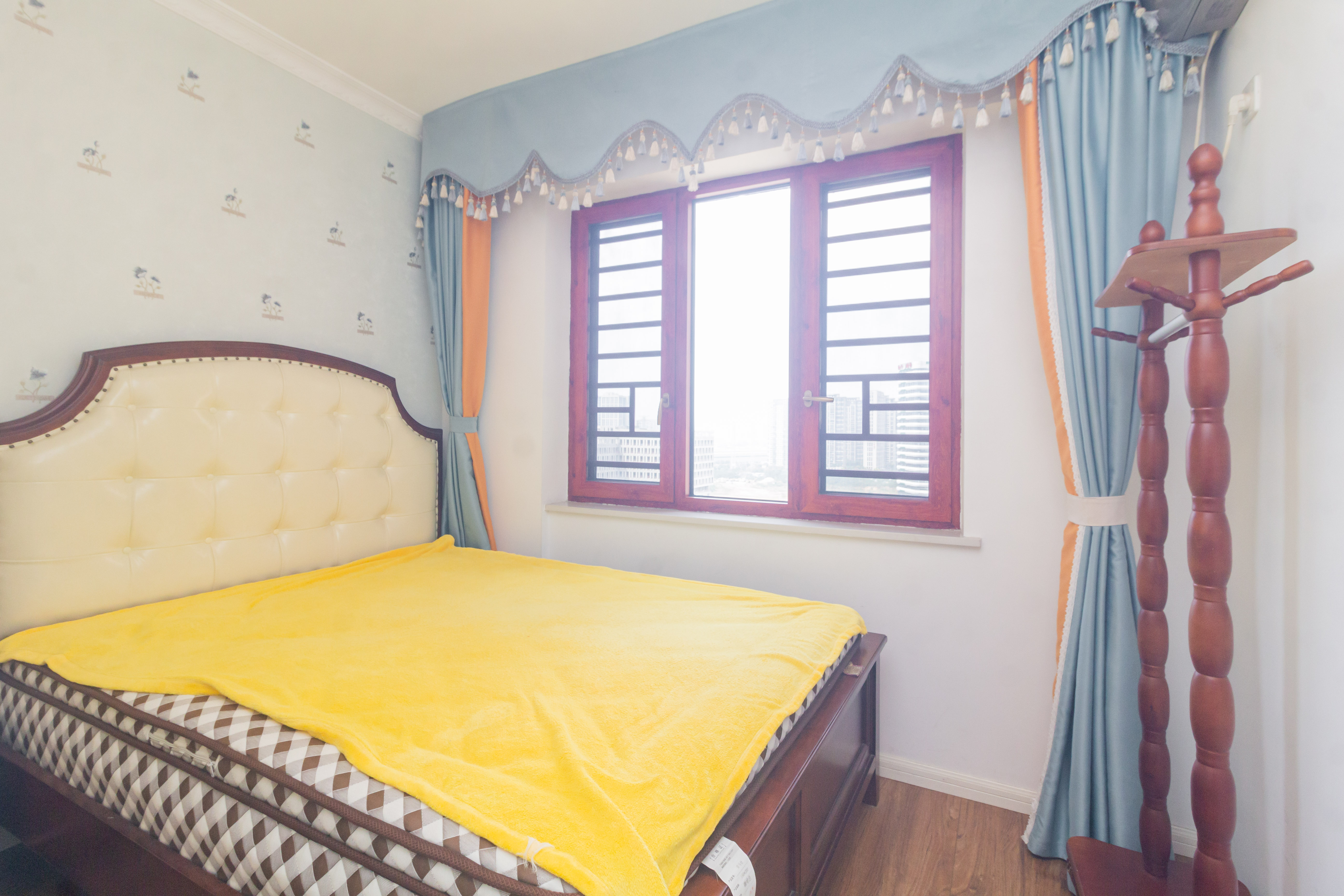 东方美地 3室2厅2卫 108.0万 东方美地 3室2厅2卫 108.0万卧室