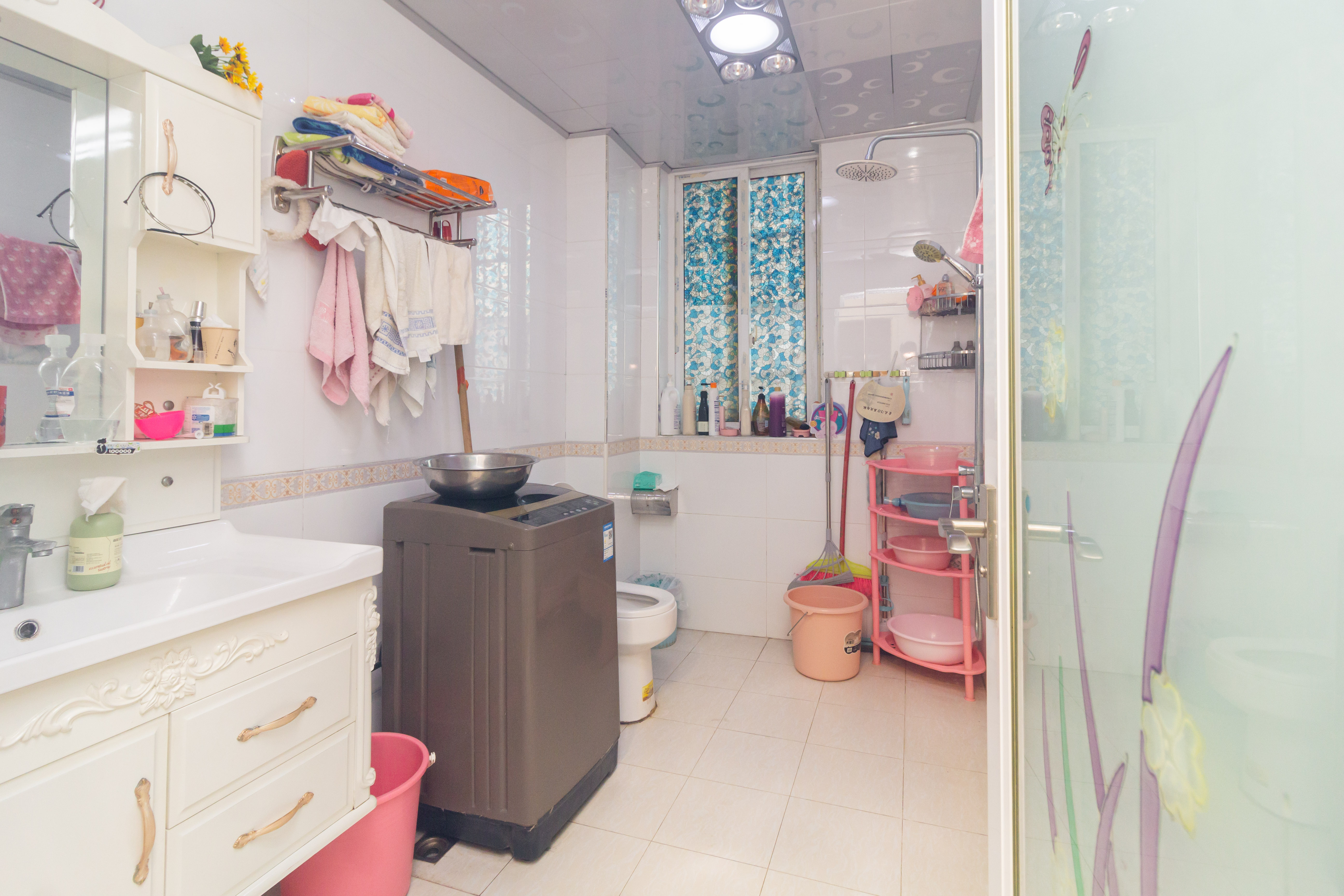 明天一城  3室2厅2卫    66.8万 明天一城  3室2厅2卫    66.8万卫生间