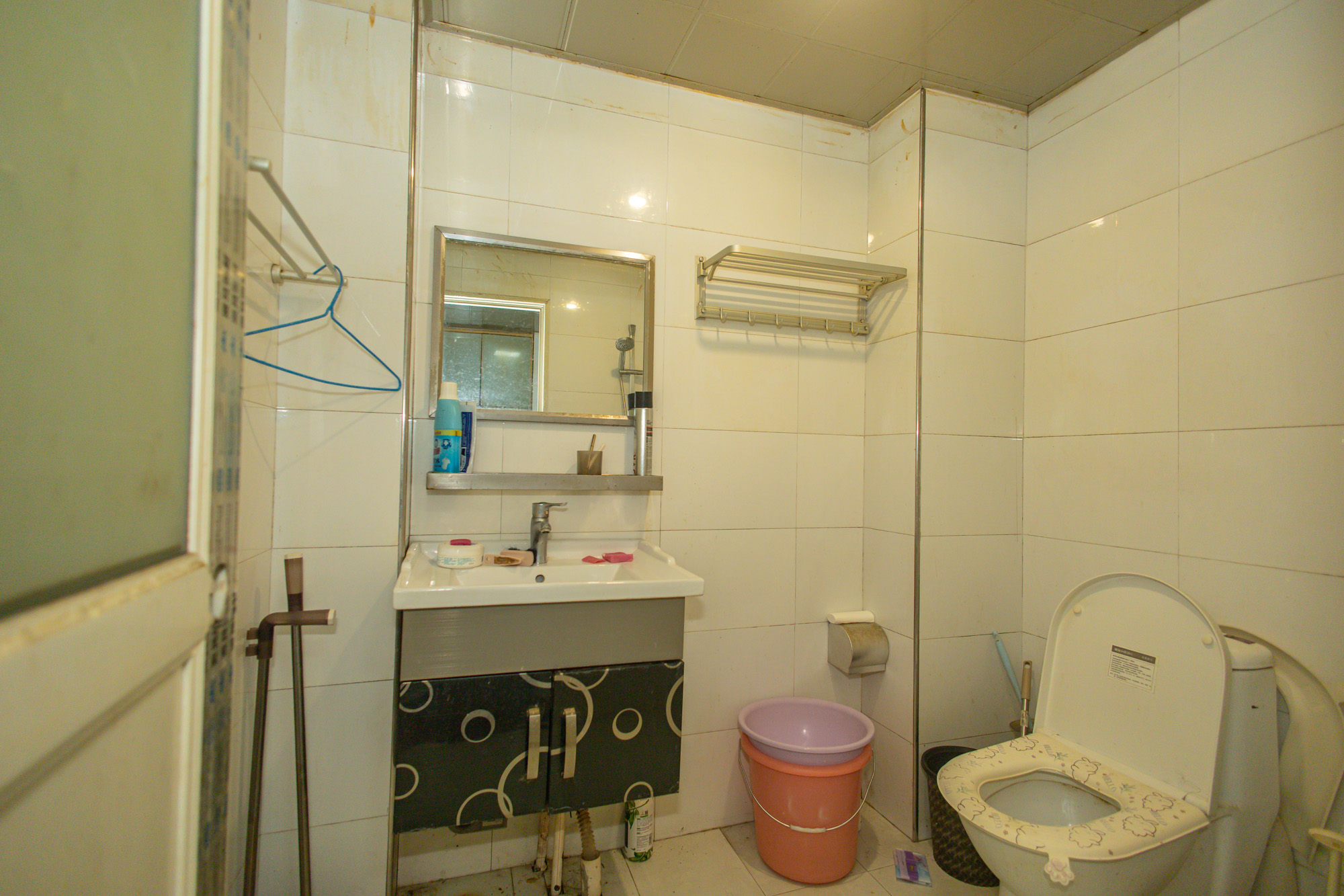 尚都花园城 1室1厅1卫 25.0万 尚都花园城 1室1厅1卫 25.0万卫生间