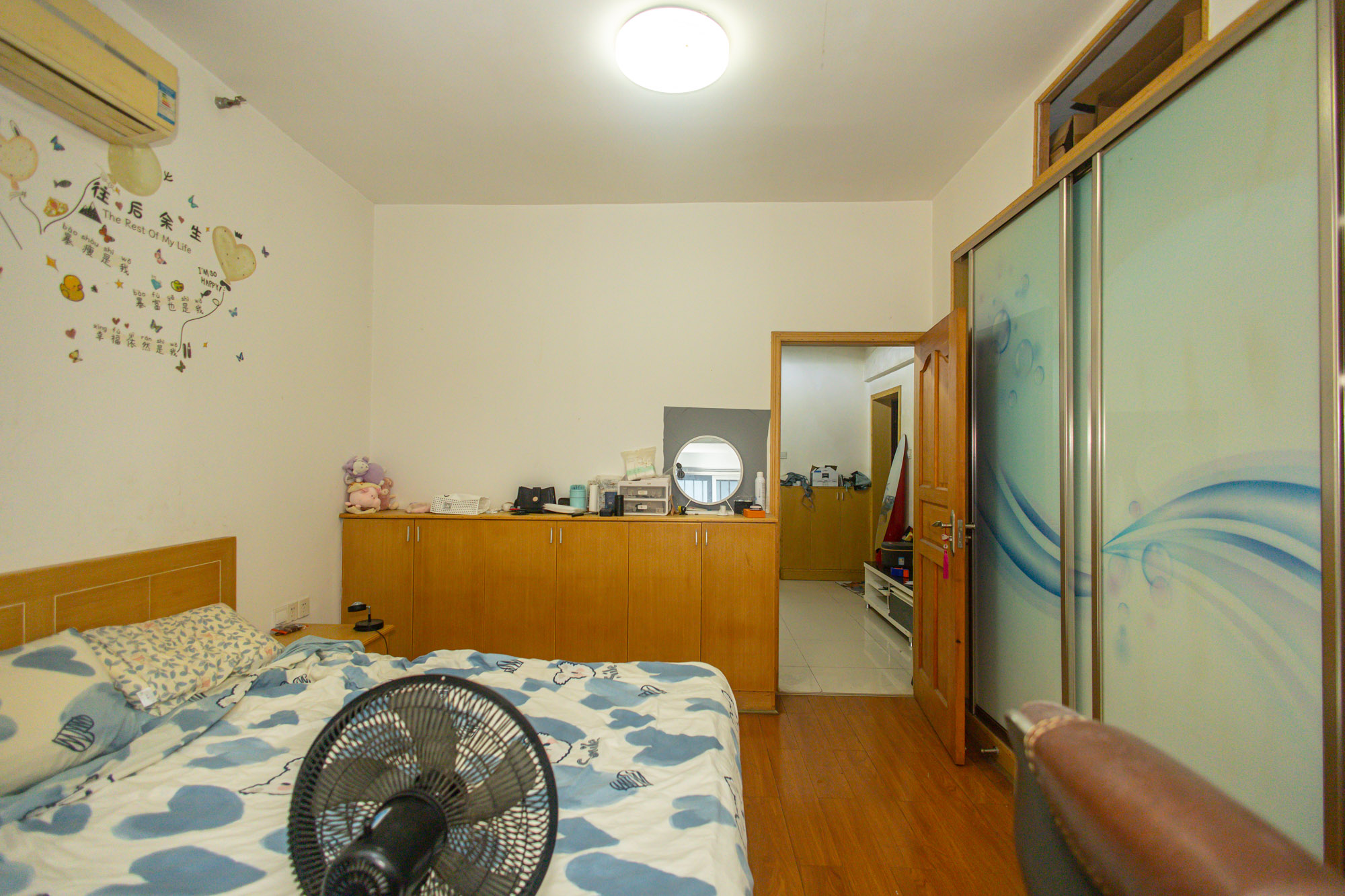 尚都花园城 1室1厅1卫 25.0万 尚都花园城 1室1厅1卫 25.0万卧室