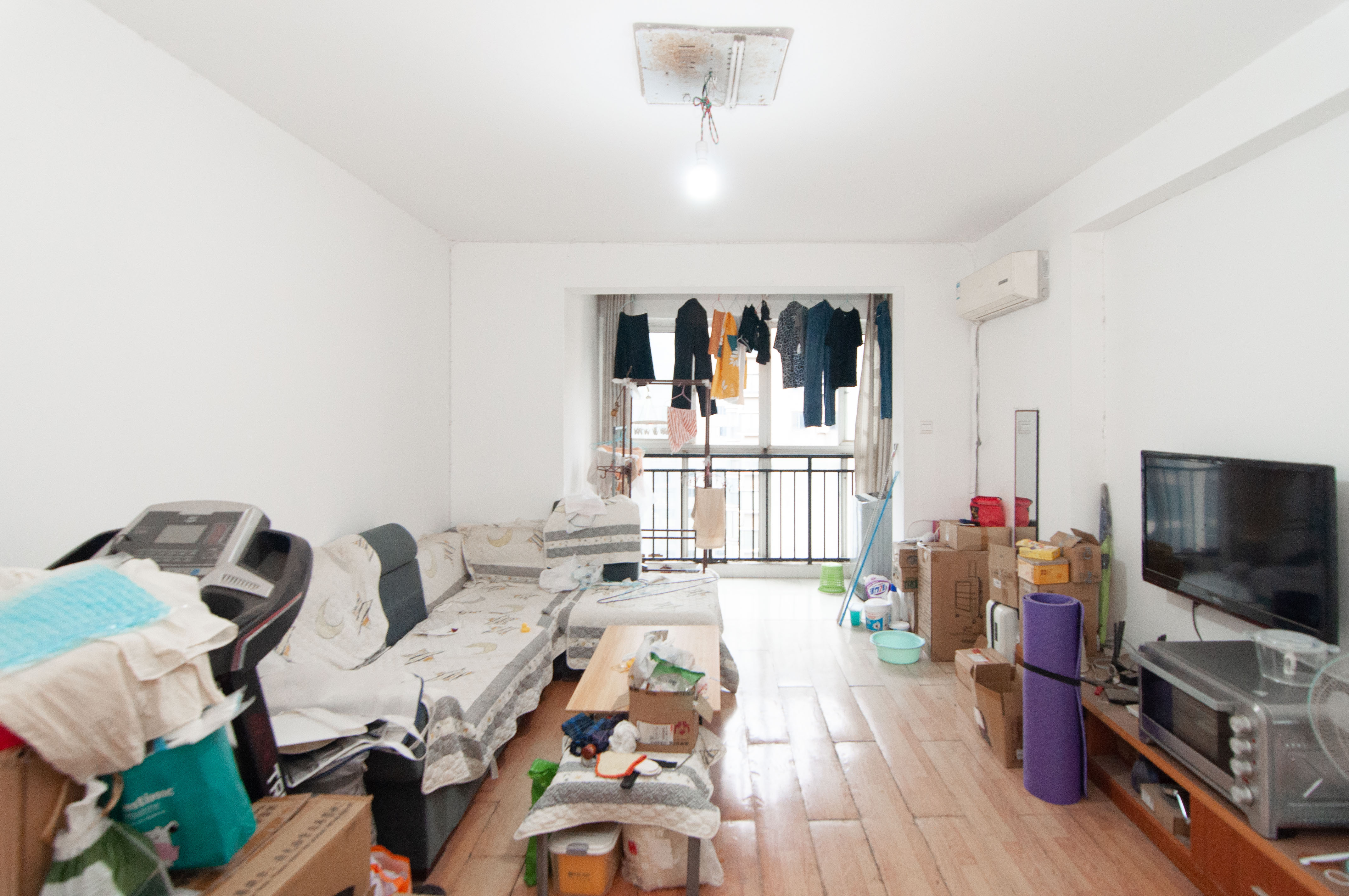 龙王港社区 3室2厅1卫 70.0万 龙王港社区 3室2厅1卫 70.0万客厅