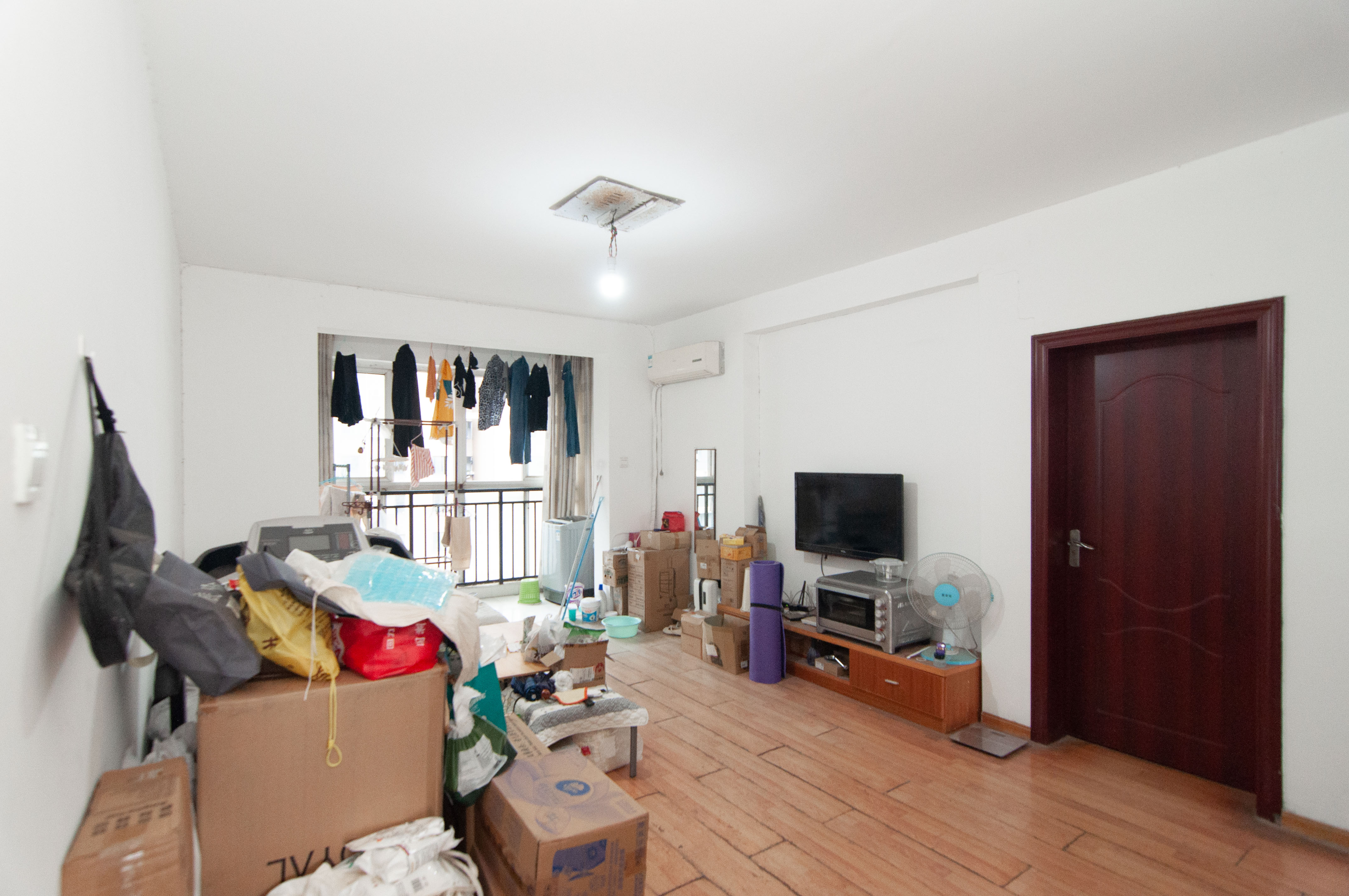 龙王港社区 3室2厅1卫 70.0万 龙王港社区 3室2厅1卫 70.0万客厅